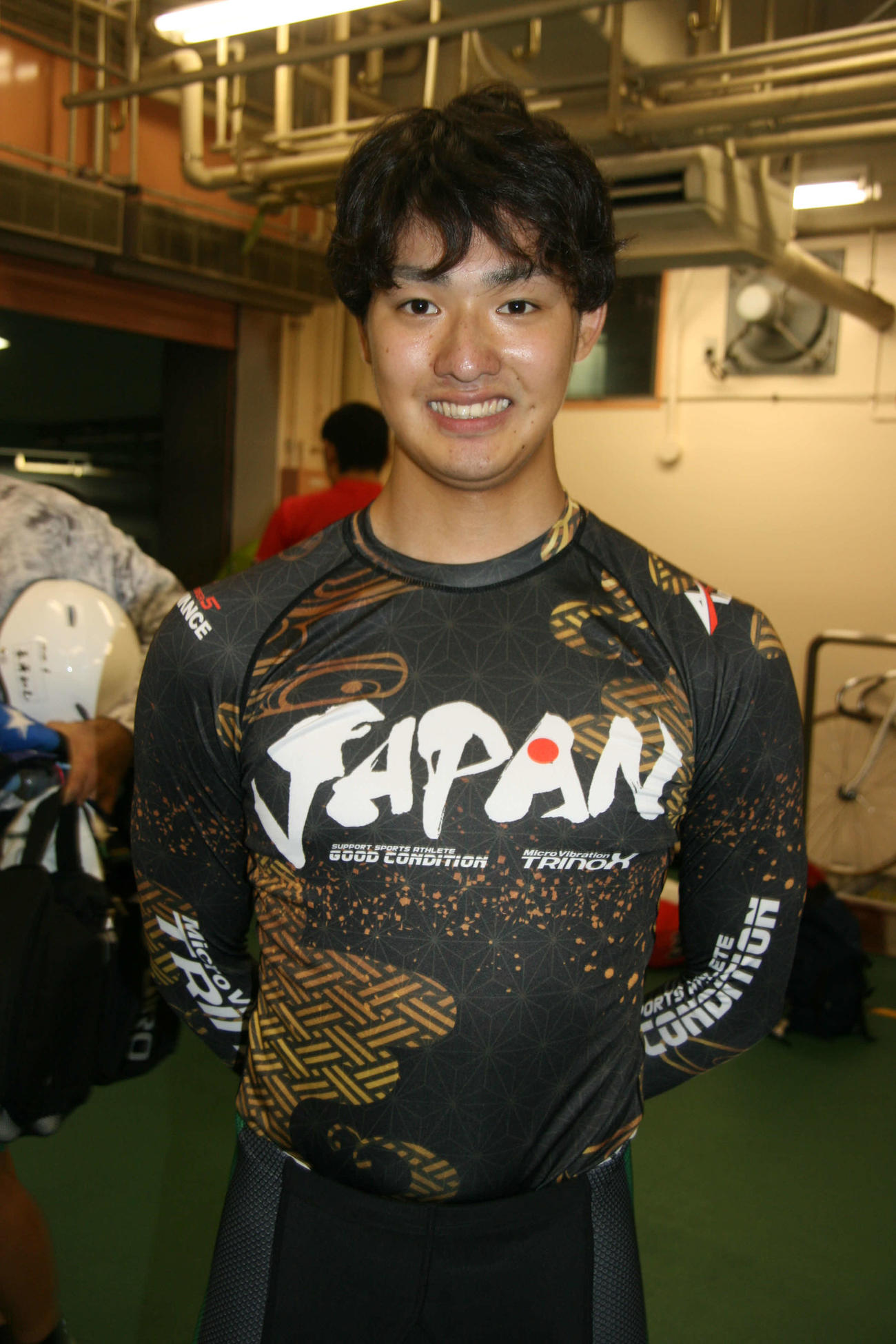 突っ張り先行で押し切った成清龍之介（撮影・秋山正則）