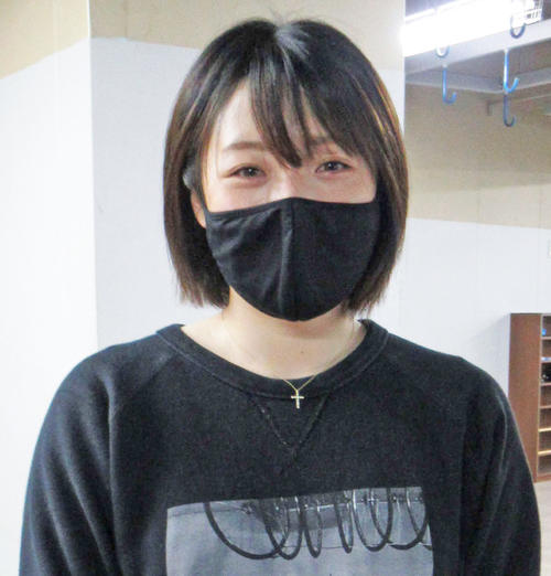 美顔器購入に黒髪 児玉碧衣は清楚系女子を目指します 小倉ミッド ミッドナイト競輪写真ニュース 日刊スポーツ