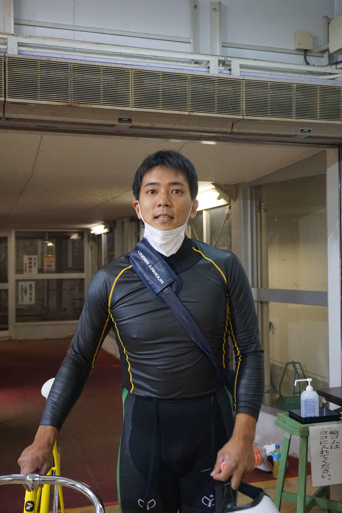 小川大地が久留米競輪場では初となるミッドナイト開催のオープニングレースを制した