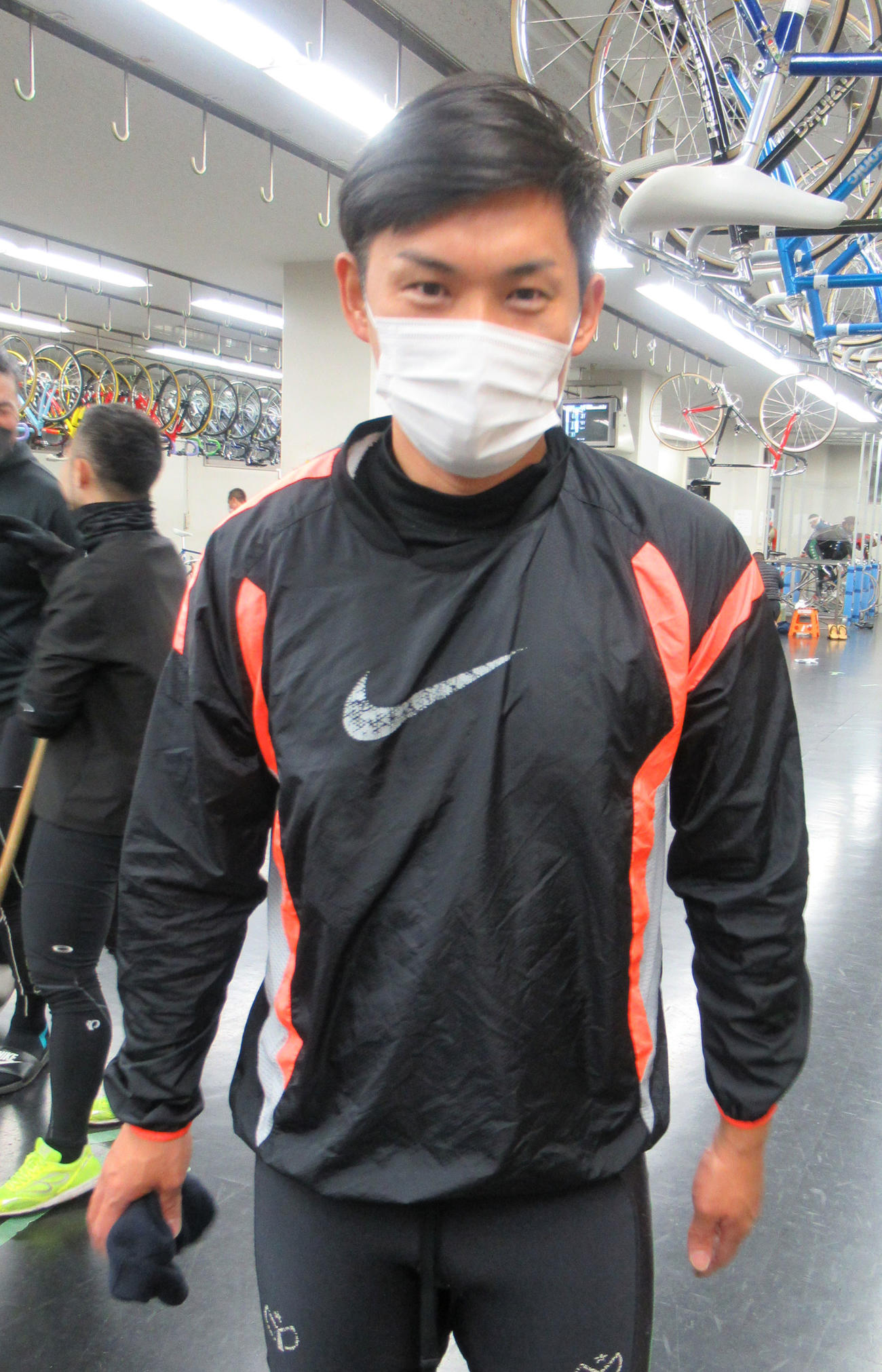 オープニングレースで3連単11万円超の高配を演出した近藤悠人（撮影・岡田晋）