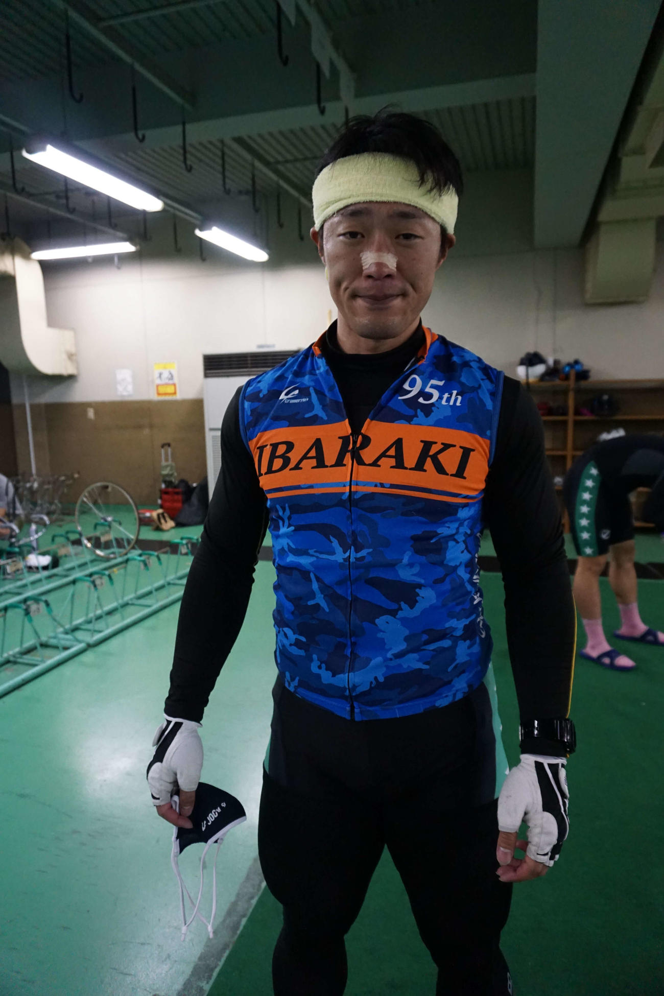 膝痛に悩む堀内昇が先行で予選を突破