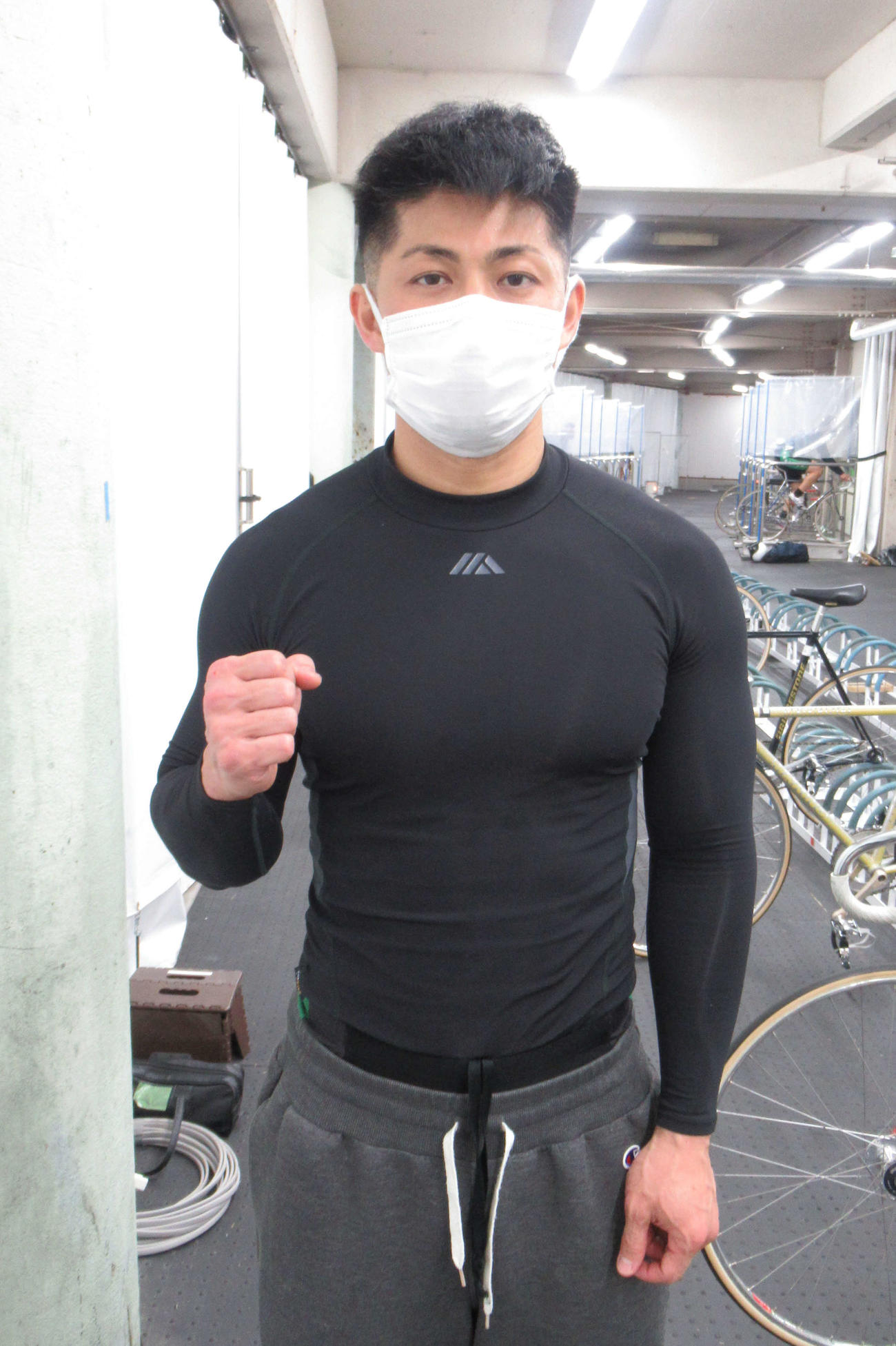 A級決勝9R、掛水泰範が四国3番手から強襲Vを狙う（撮影・山田敏明）