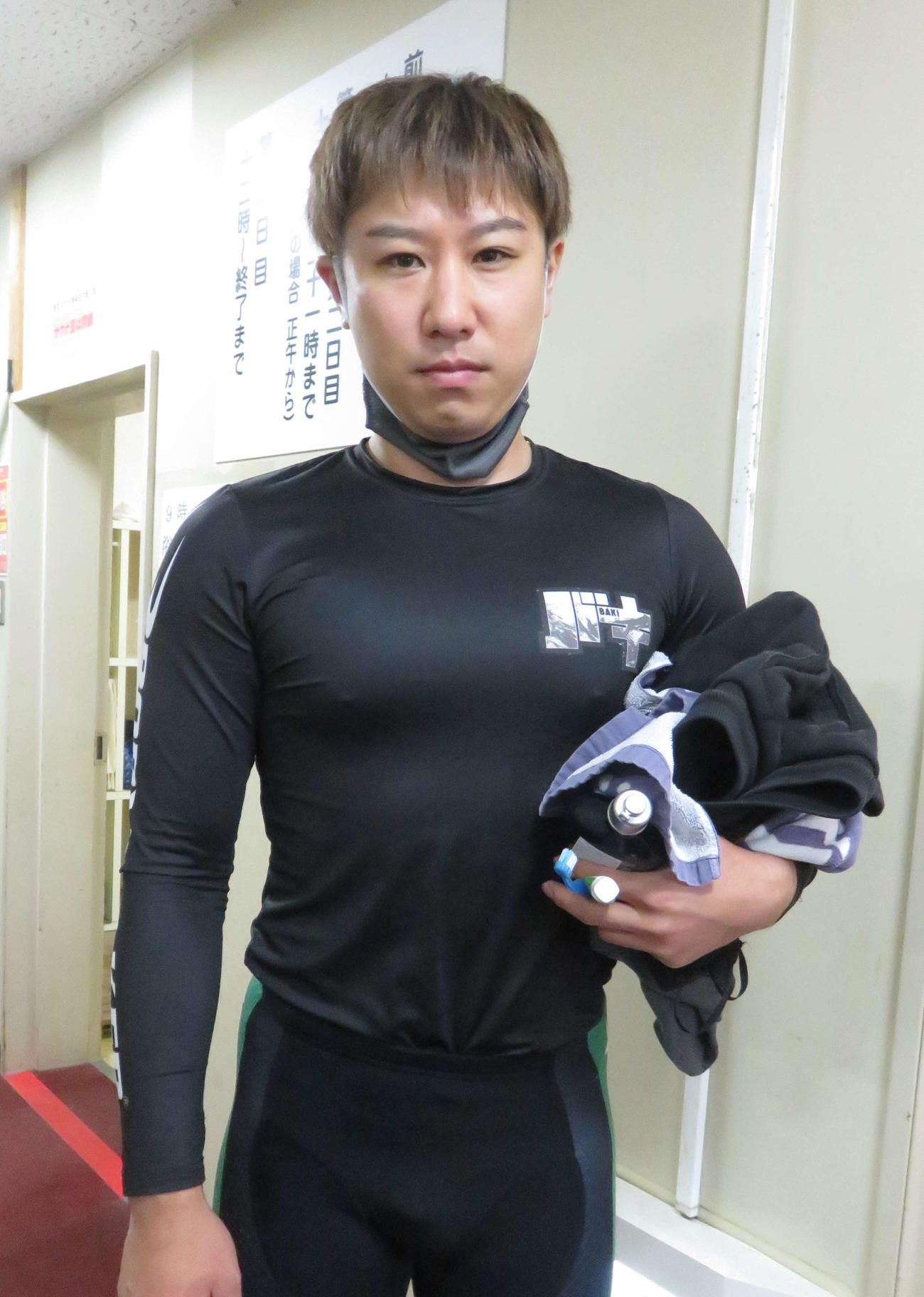 青森生まれの渋谷錬がチャレンジ決勝で奮闘する（撮影・野島成浩）