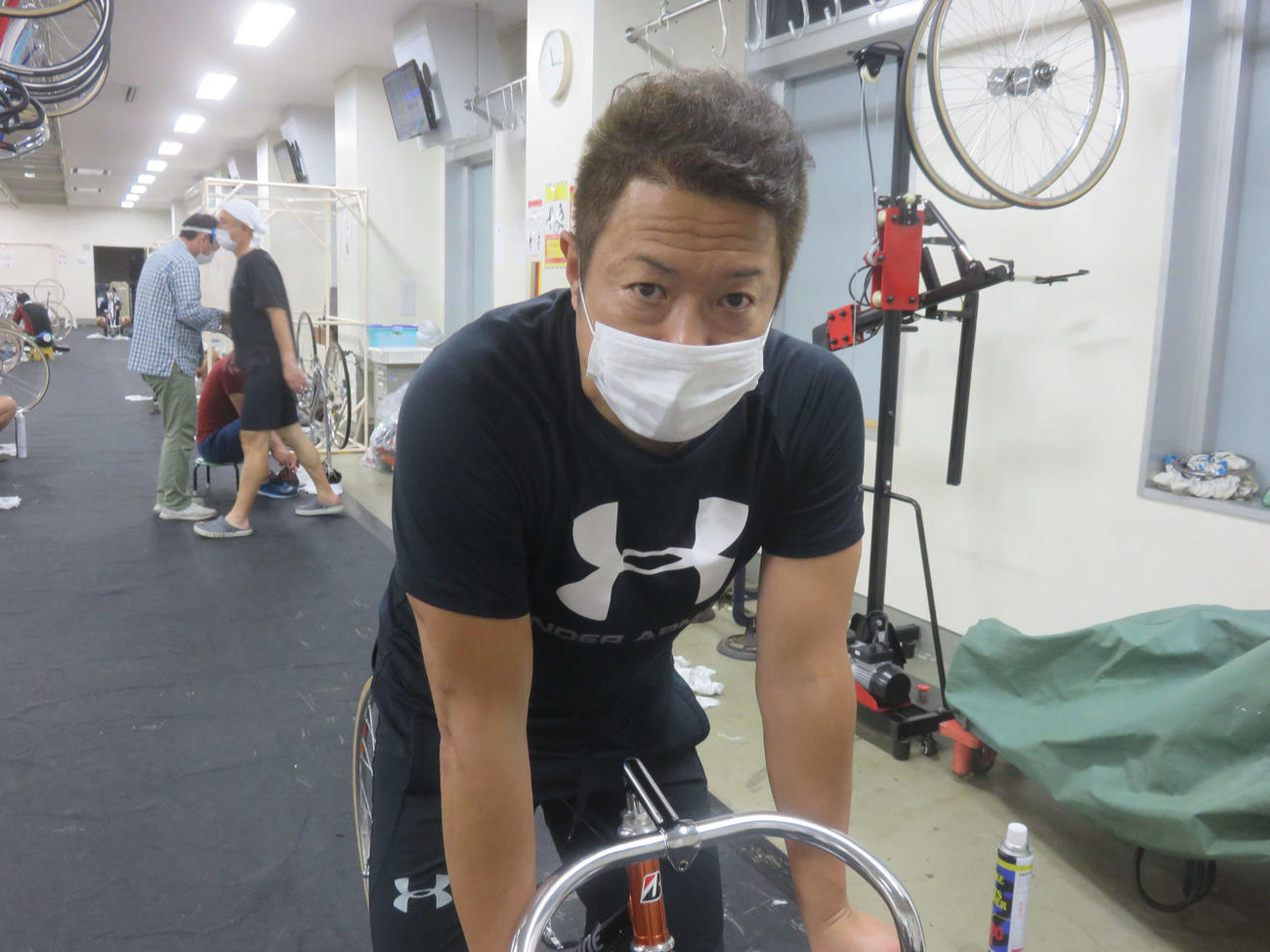 野木義規は同郷の荻原寿嗣に前を託して決勝進出を狙う