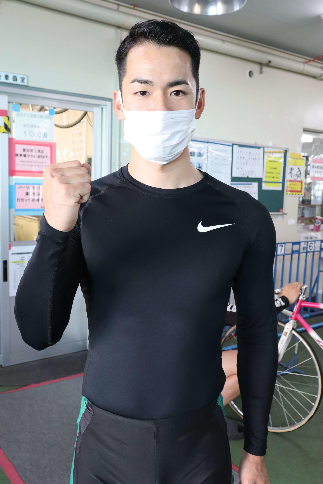 復調を実感する予選5Rの梅田加津也は力走を誓う（撮影・音無剛）