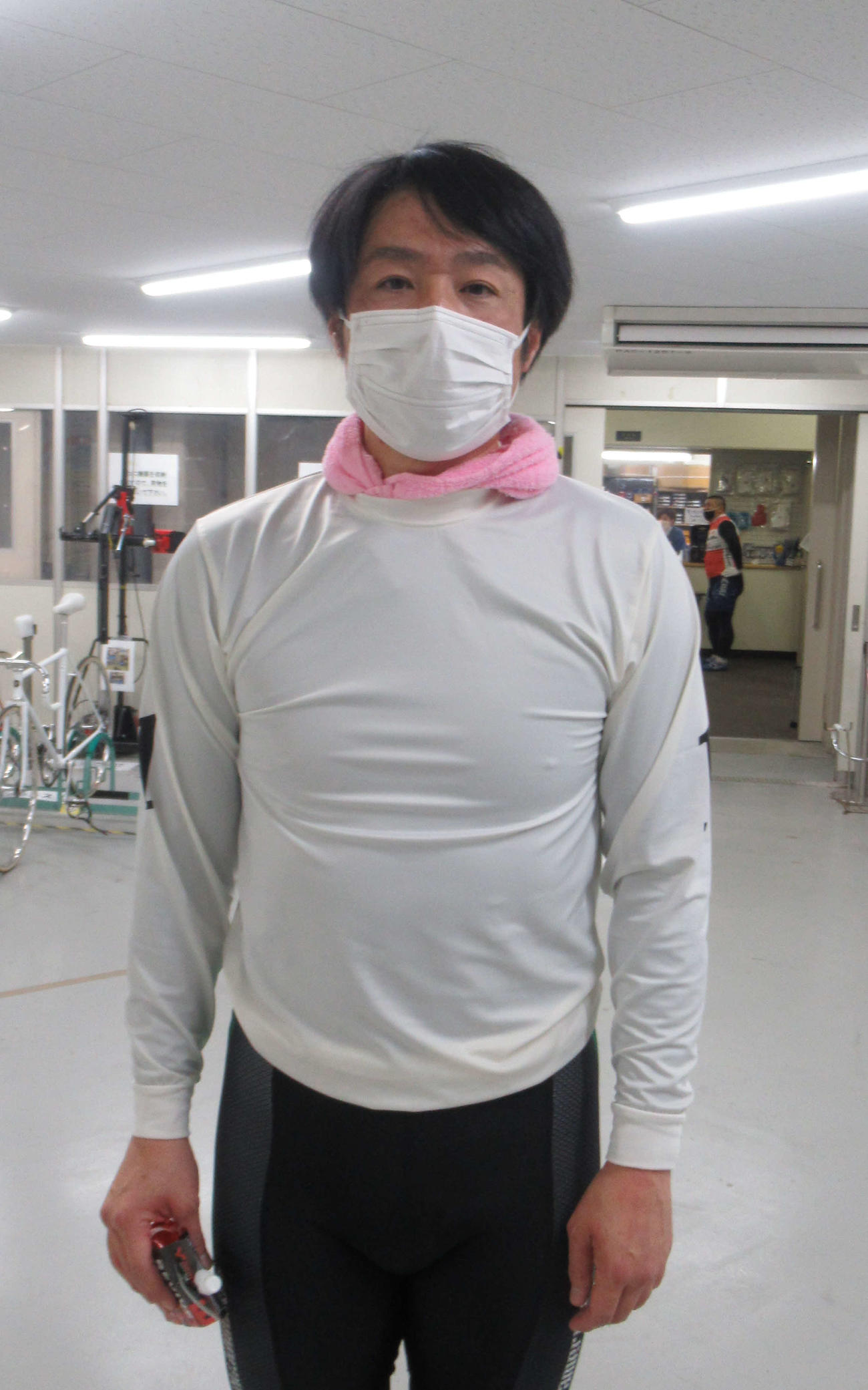 チャレンジ戦初体験の坂元洋行が勝利に安堵（あんど）した（撮影・山田敏明）