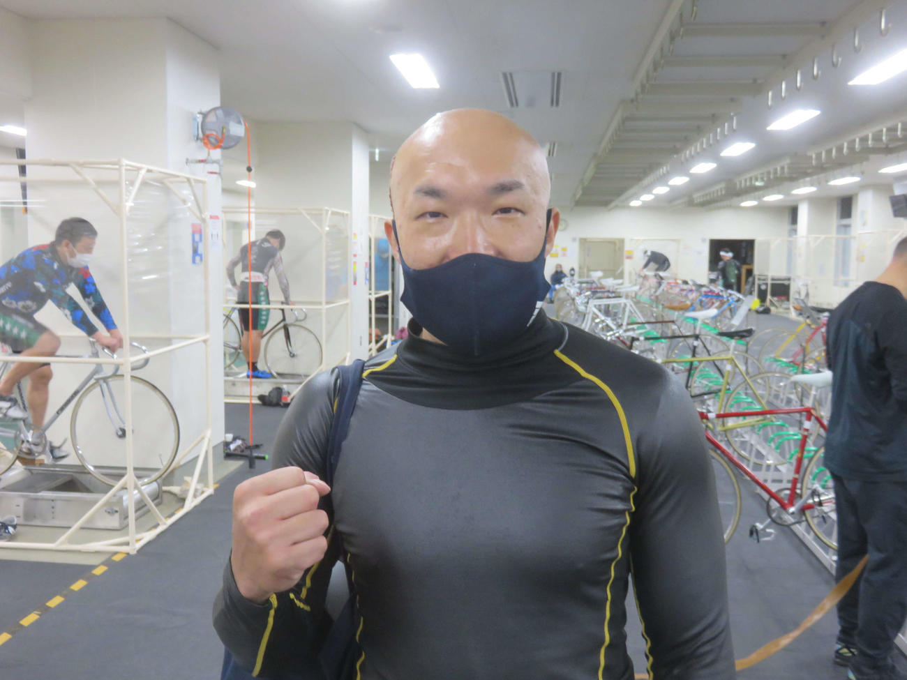 23年函館競輪のオープニングレースを制した長谷川裕一