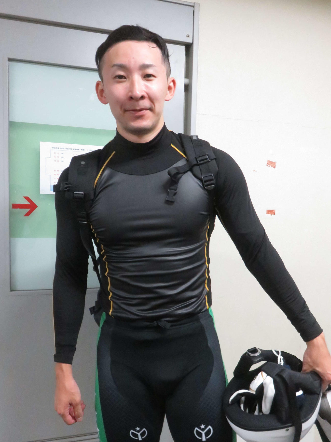 逃げ切り発進も気を引き締める松下綾馬（撮影・野島成浩）