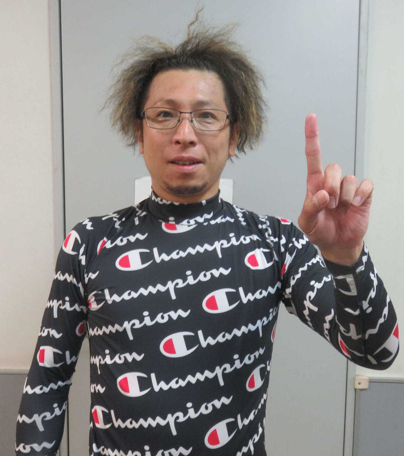 オープニングレースを快勝した佐藤正吾（撮影・栗田文人）