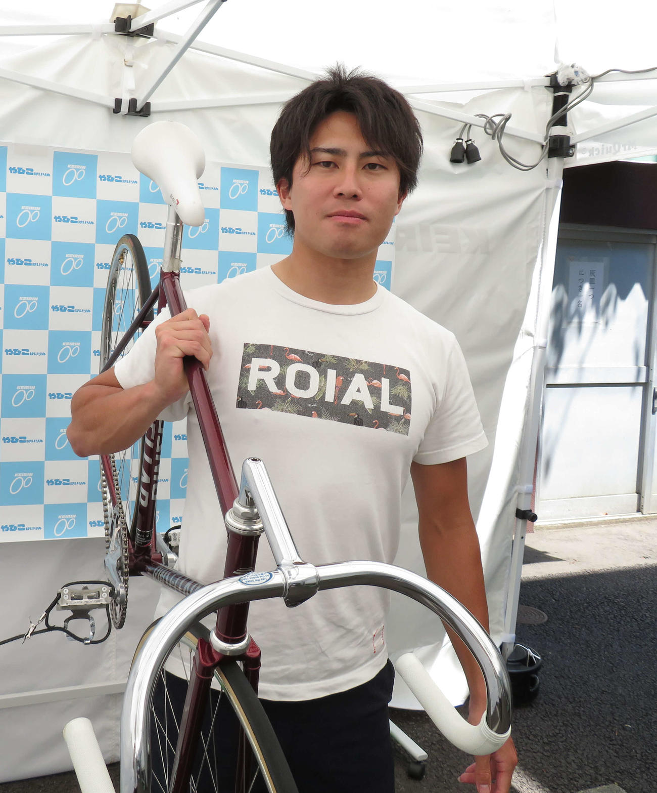 フレームを元に戻して巻き返しを図る栗本武典