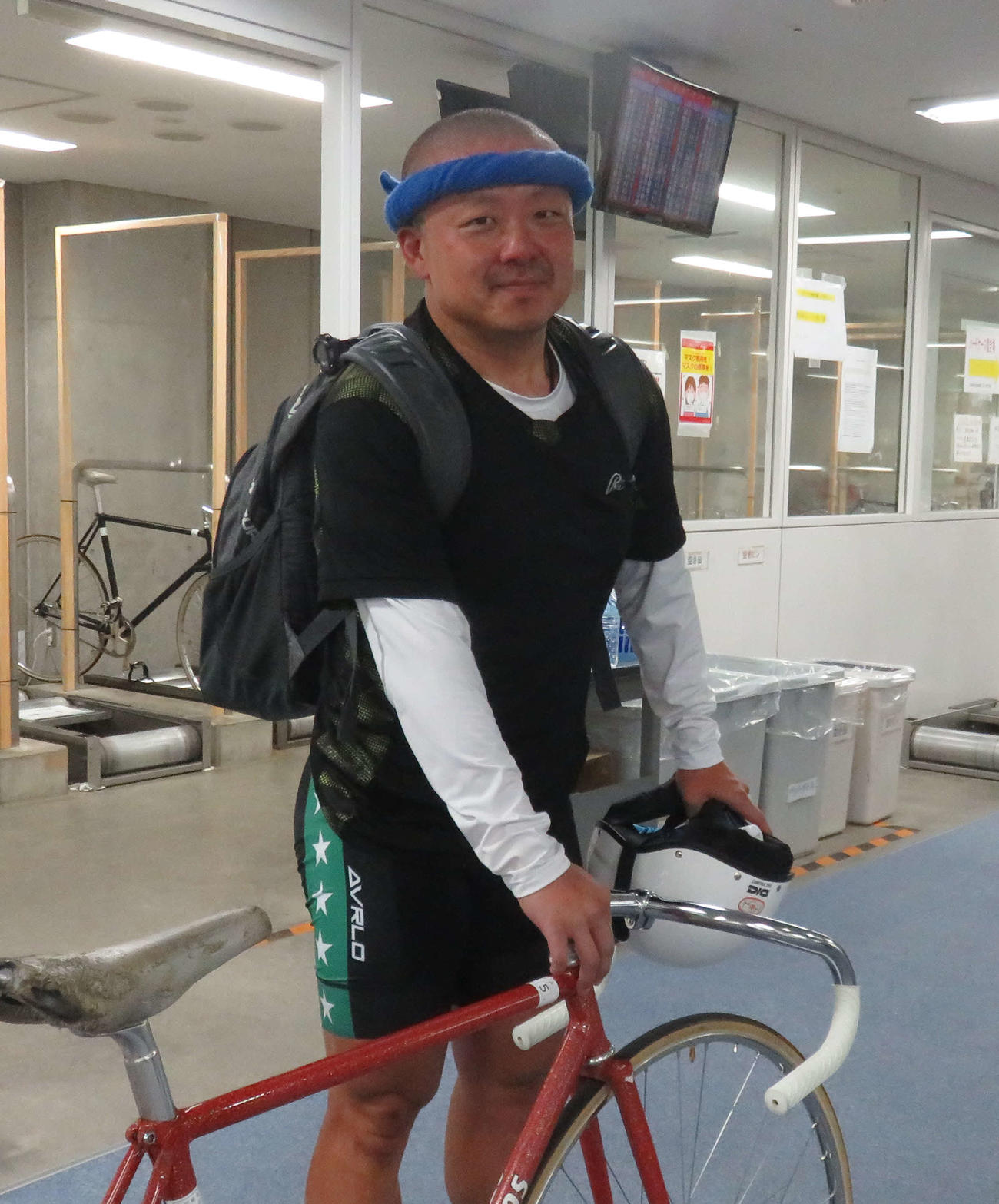 連夜見せ場を作っている鈴木雄一朗が最終日も奮闘する