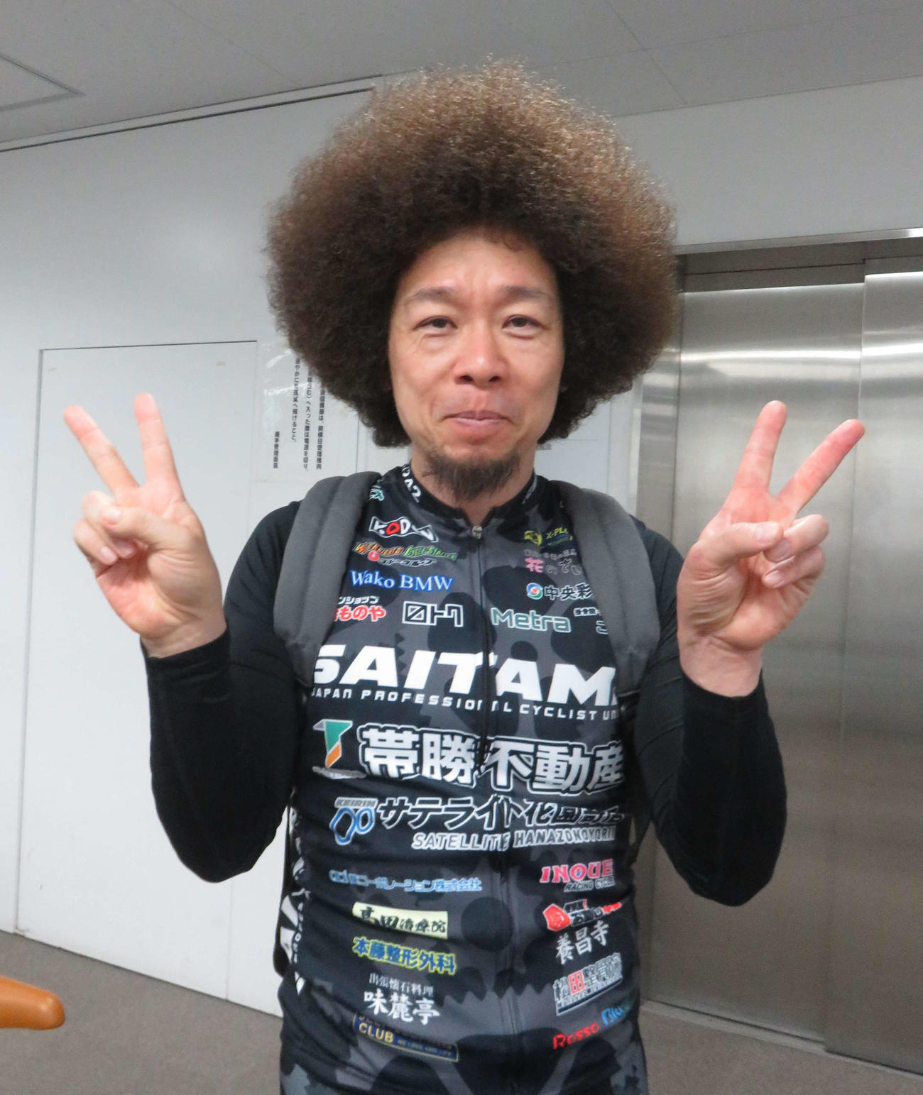 アフロヘアと同様に爆発的な伸びを見せるか注目の尾崎剛（撮影・野島成浩）