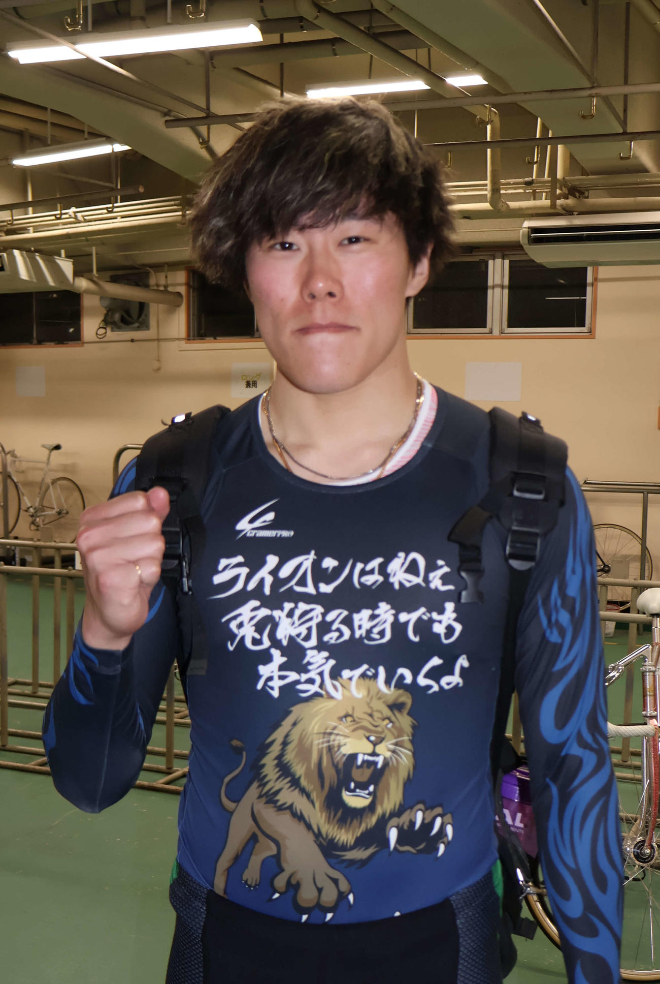 佐藤譲士郎が後位競りを尻目に押し切り勝利を飾った（撮影・山田敏明）