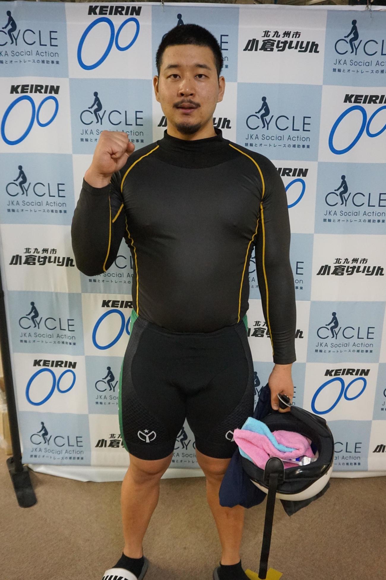 【競輪】新鋭・田中会心は悔しさぶつける走りで1着「負けて良かったんだと思う」/小倉ミッド - ミッドナイト競輪写真ニュース : 日刊スポーツ