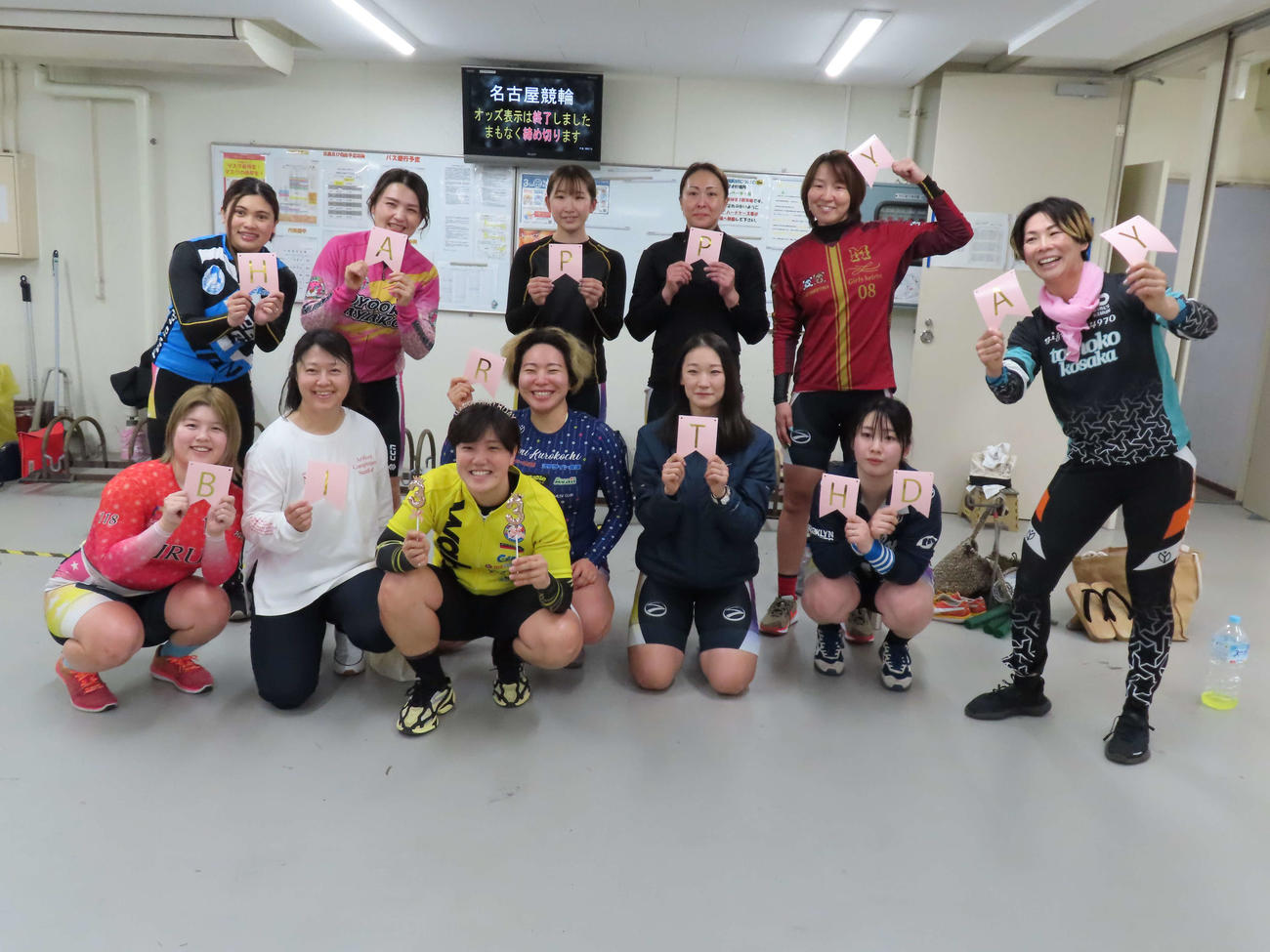【競輪】小林莉子が32歳のバースデー勝利 勢いに乗り節目の500勝で完全Vだ／名古屋ミッド - ミッドナイト競輪写真ニュース : 日刊スポーツ