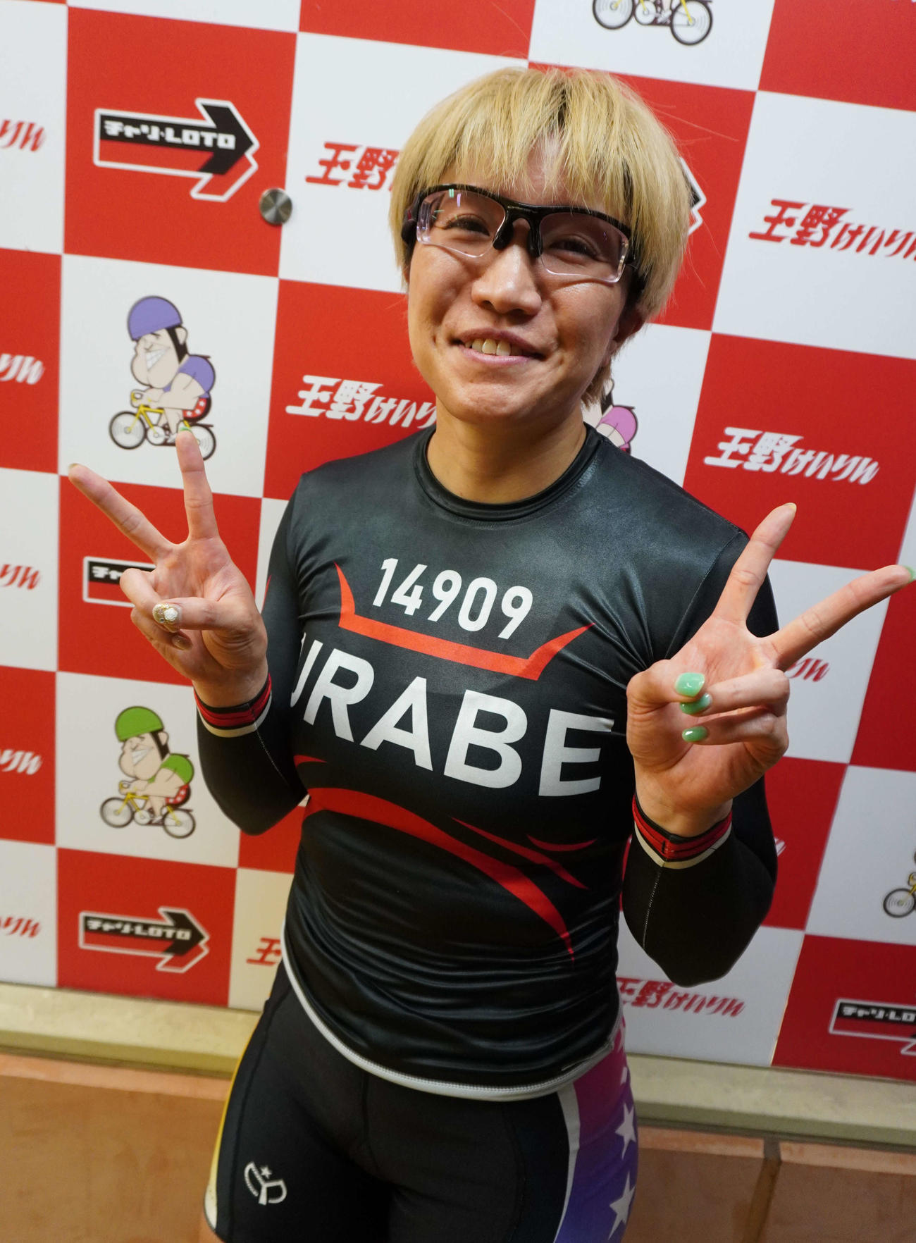上り調子ににっこりの浦部郁里