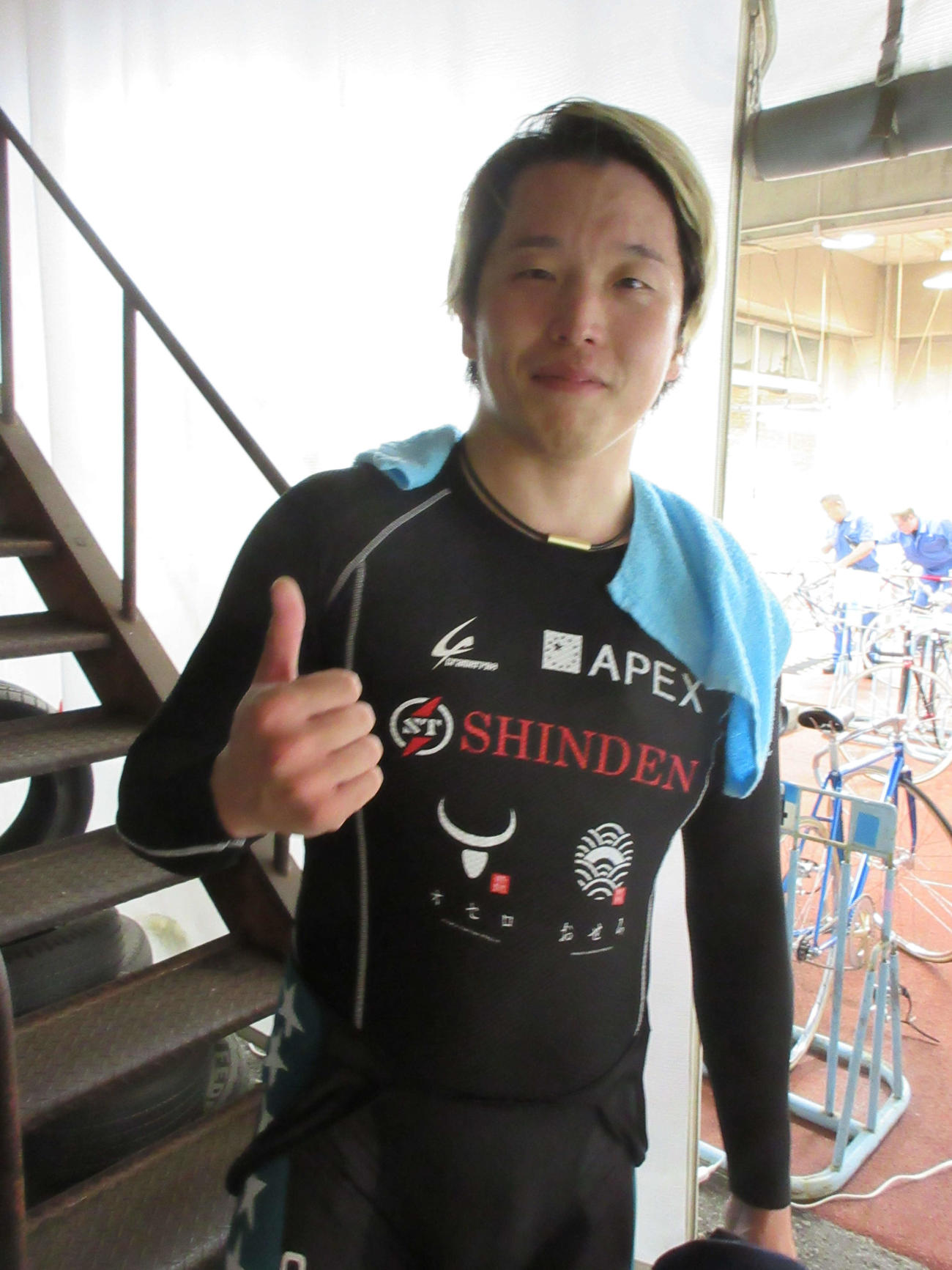 久々決勝進出の原井剣也は九州ラインをしっかりと固めてくる