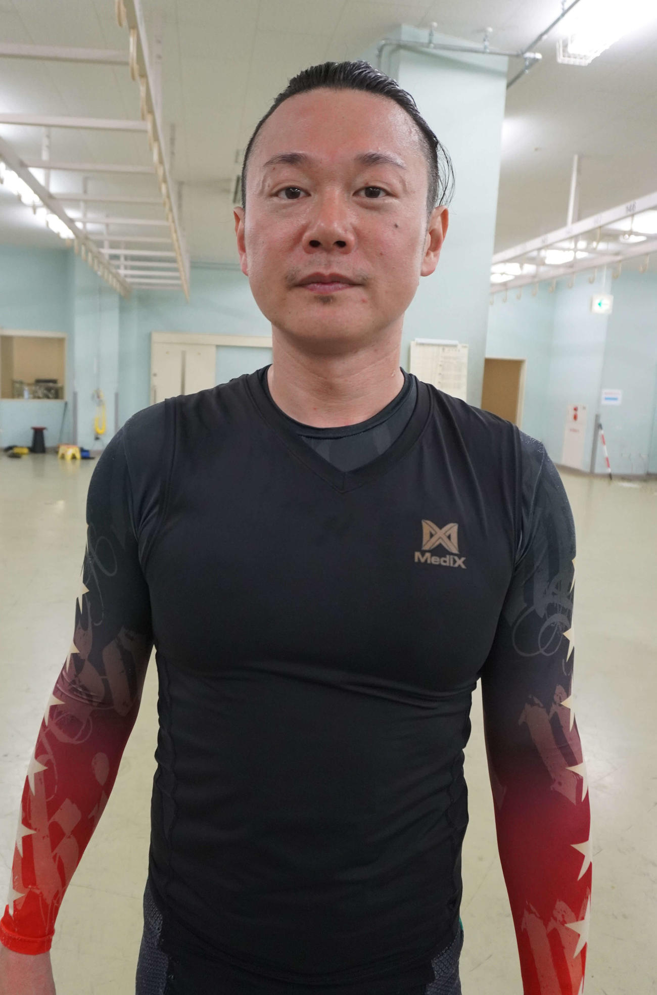 選抜3Rはミッドナイト4場所目の松山桂輔が軽快なフットワークを披露した