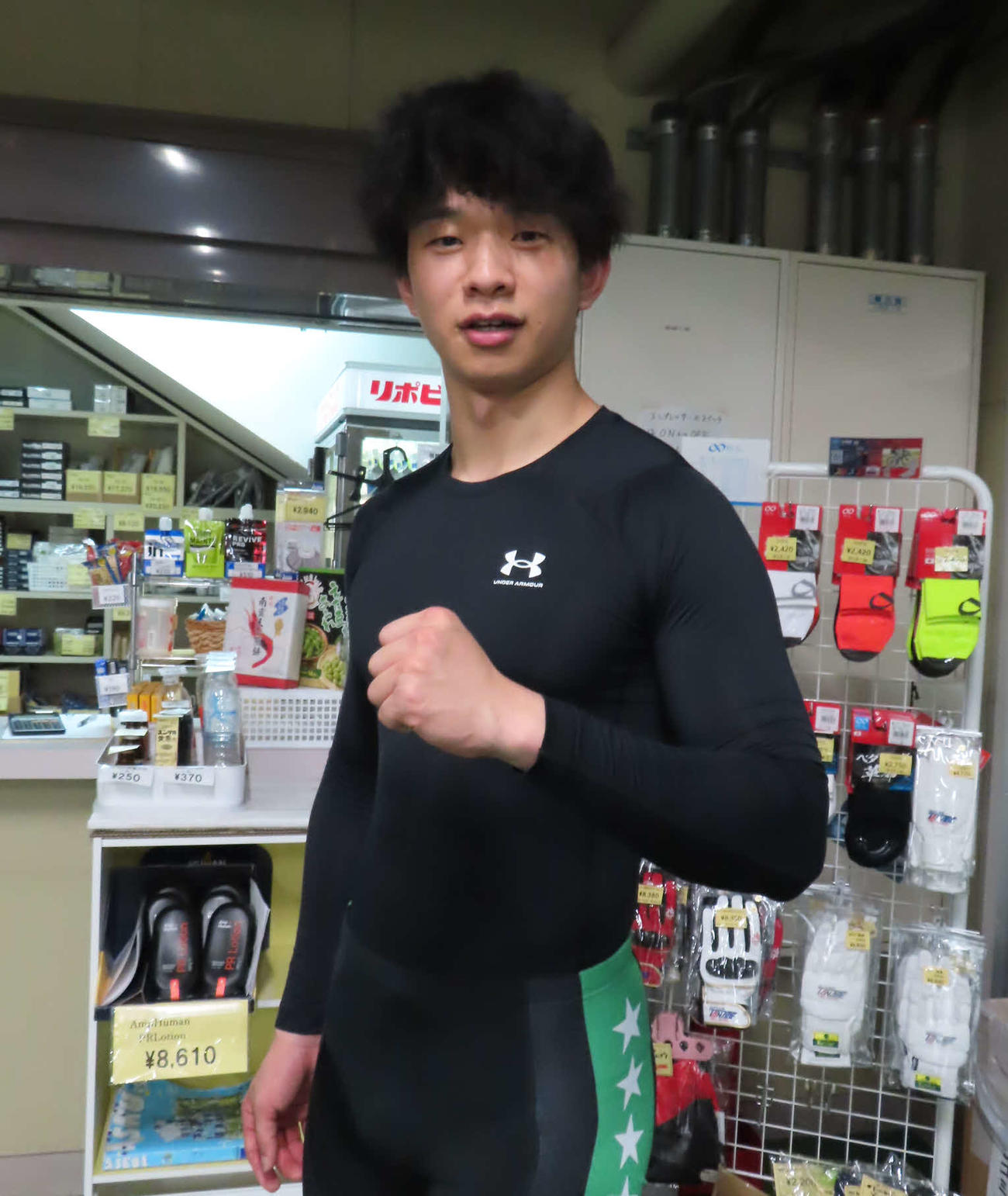 安達光伸（こうしん）が予選7Rの主役を張る（撮影・野島成浩）