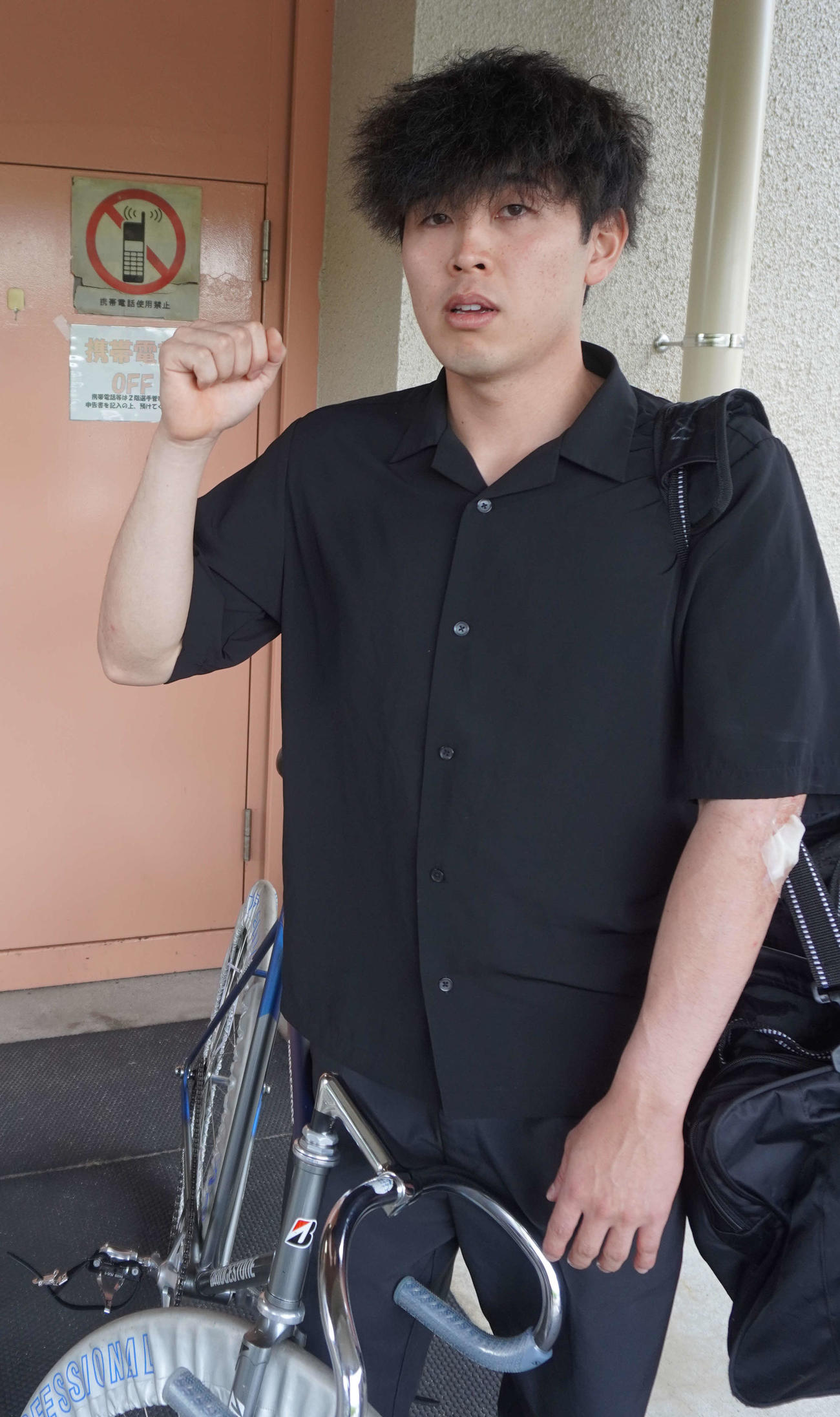 予選6Rは三木健正が野村典嗣の援護で奮起する