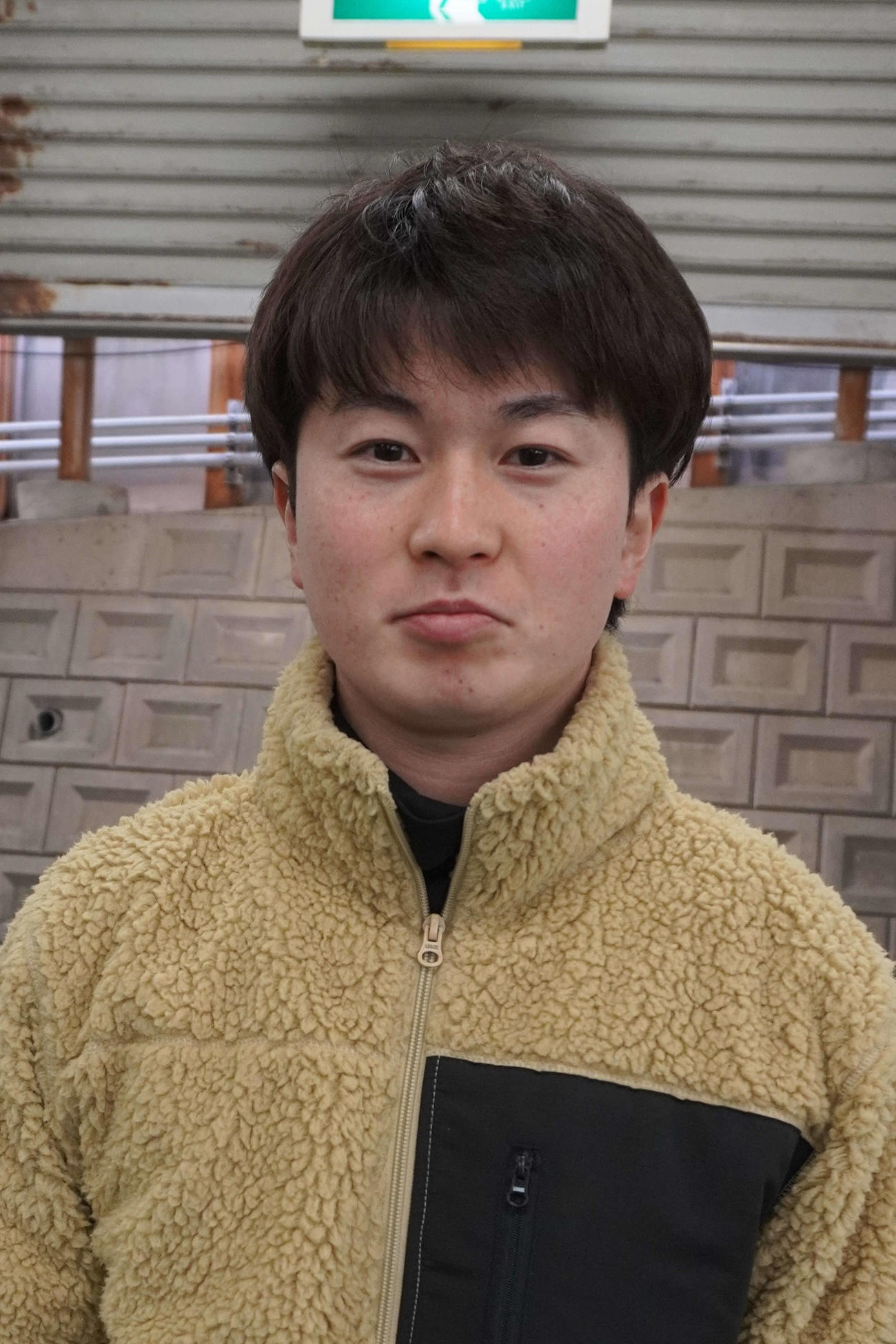 野崎翼