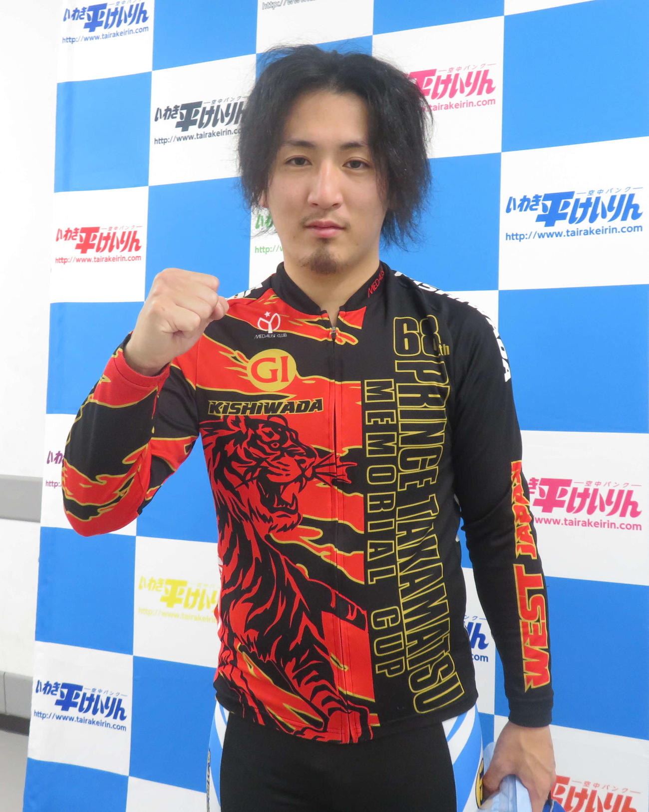 浮上のきっかけをつかみたい新人星野京旺（撮影・栗田文人）