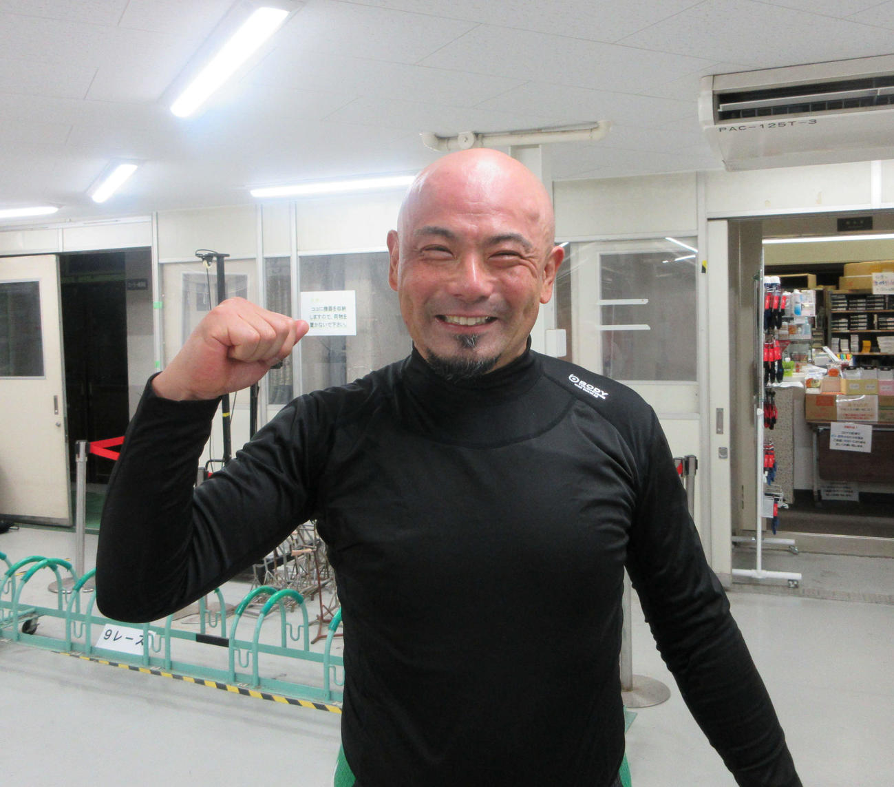 曽我部匡史が執念の一撃で決勝進出を決めた（撮影：和田年弘）