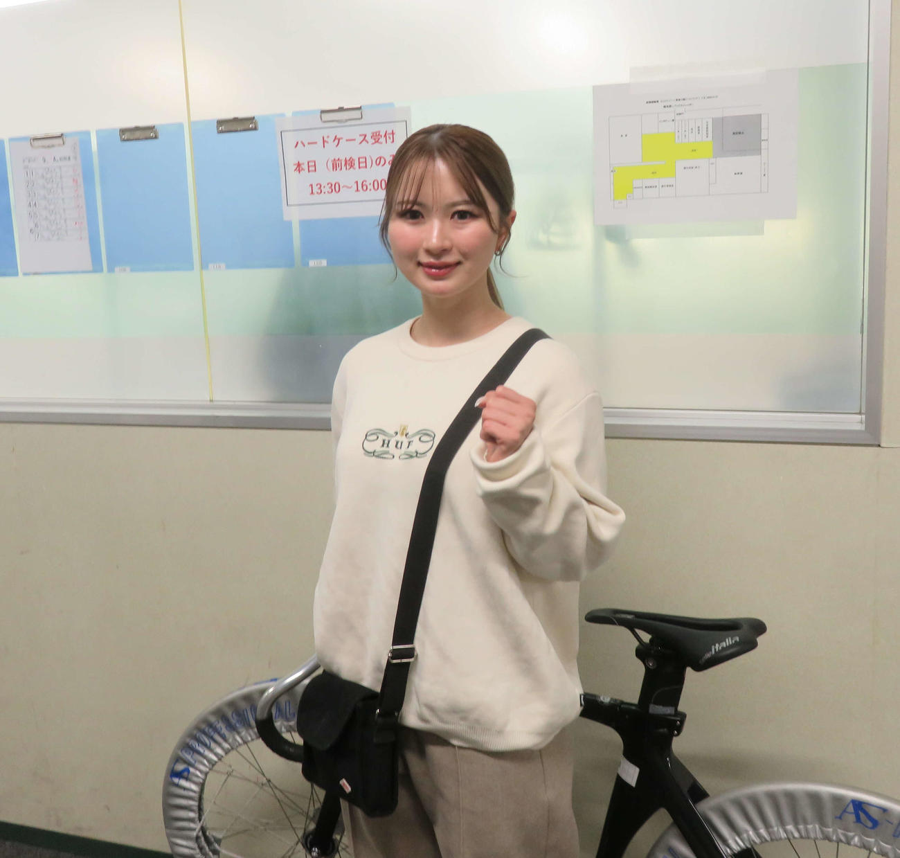 地元の河内桜雪はオープニングレースに登場