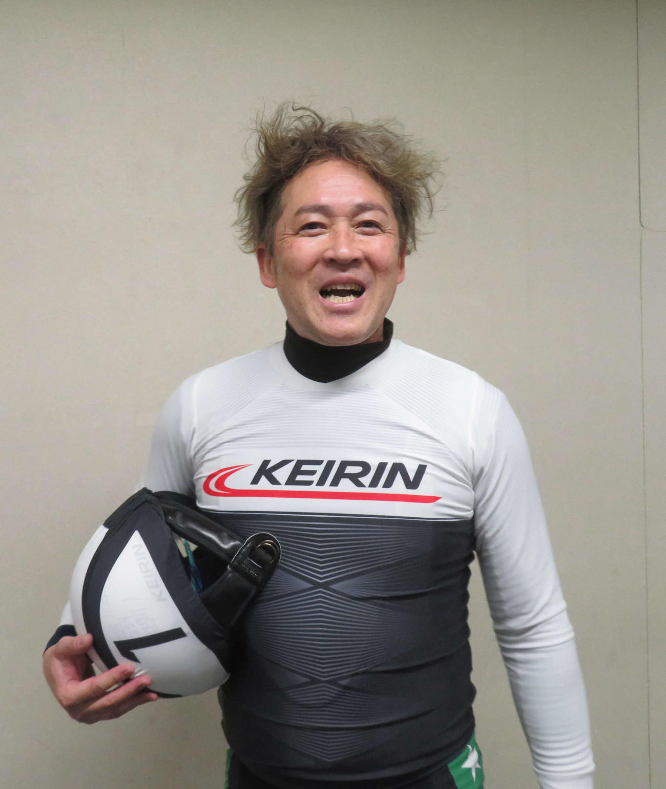 初日2着に笑顔のベテラン石井毅（撮影・栗田文人）