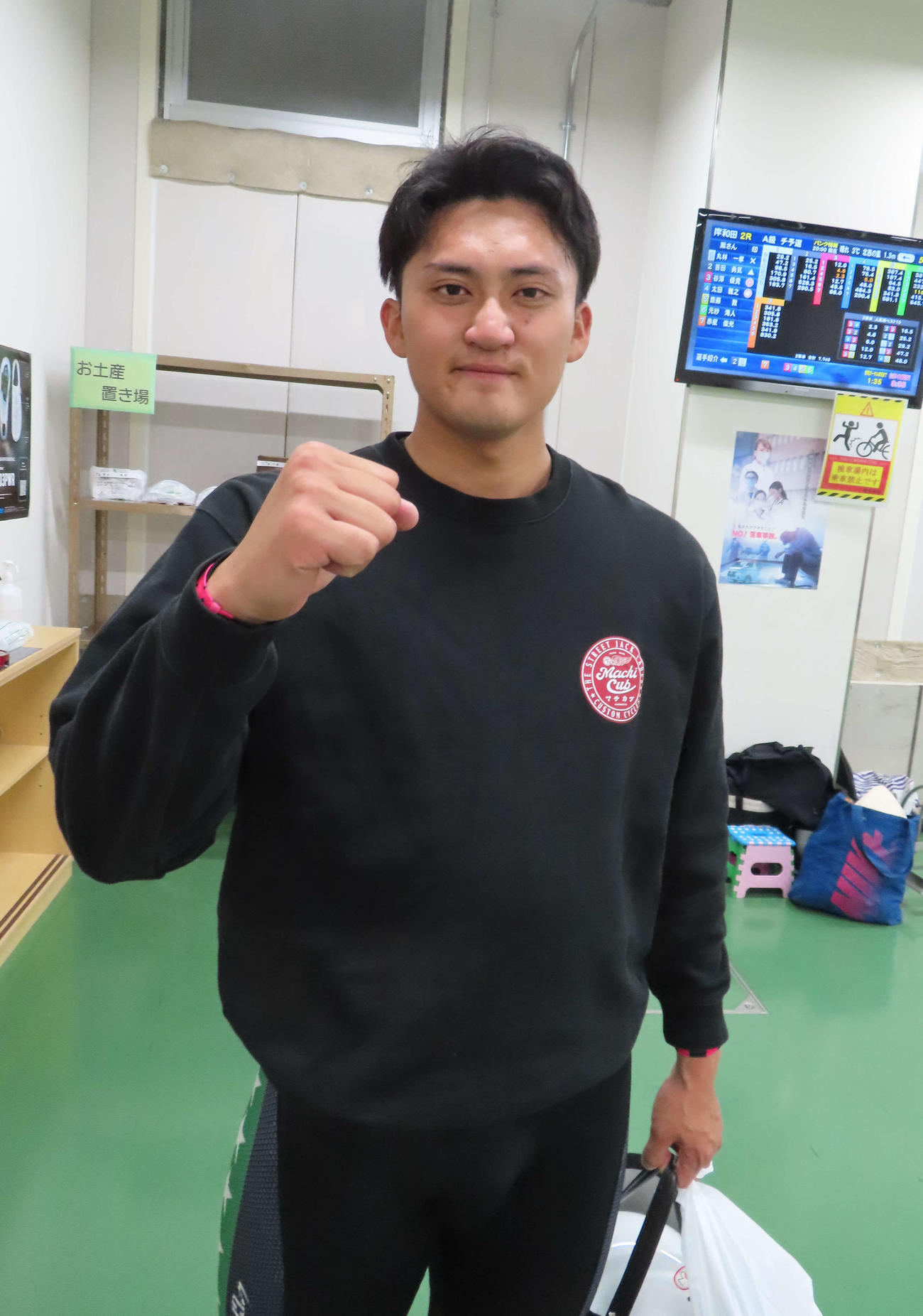 チ予選1R、赤板先行で2着に逃げ粘った新人の佐藤魁皇