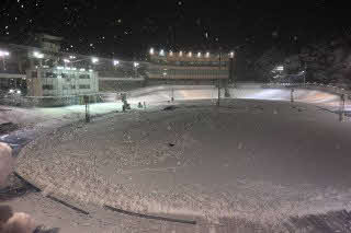 雪に覆われた伊東バンク