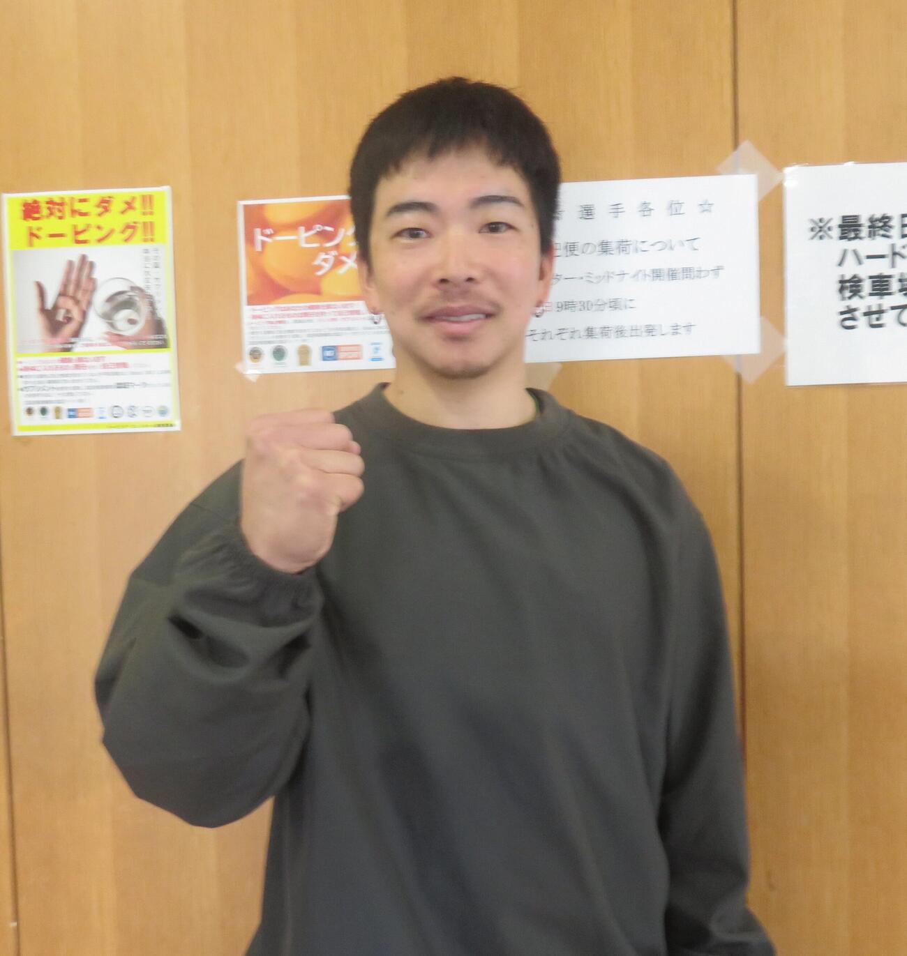 大好きな函館バンクで燃える貝原涼太（撮影・栗田文人）