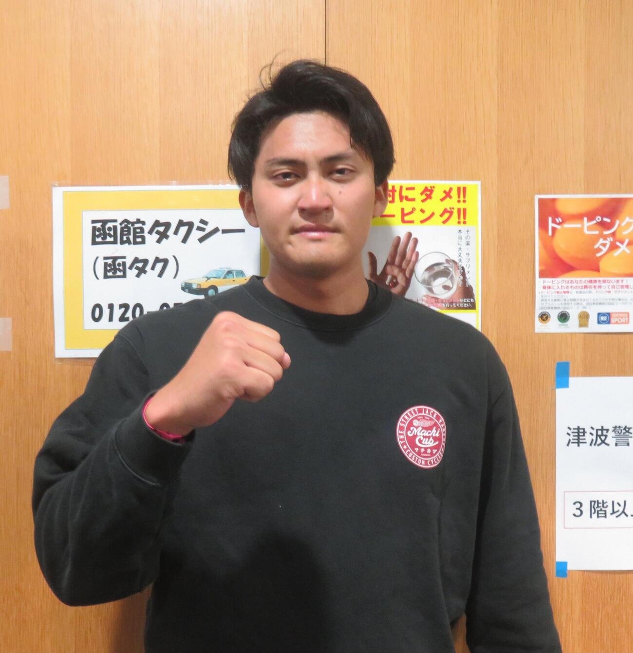 オープニングレースを快勝した佐藤魁皇（撮影・栗田文人）