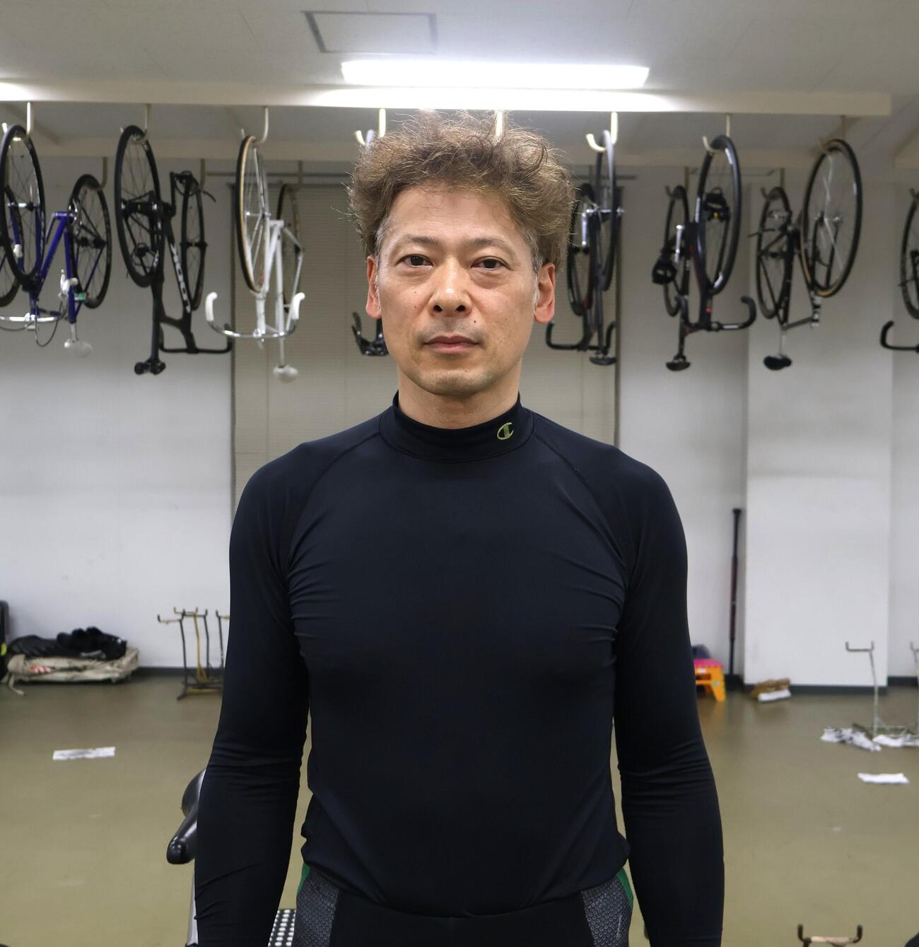 鈴木規純が苦しい展開をしのいで予選突破