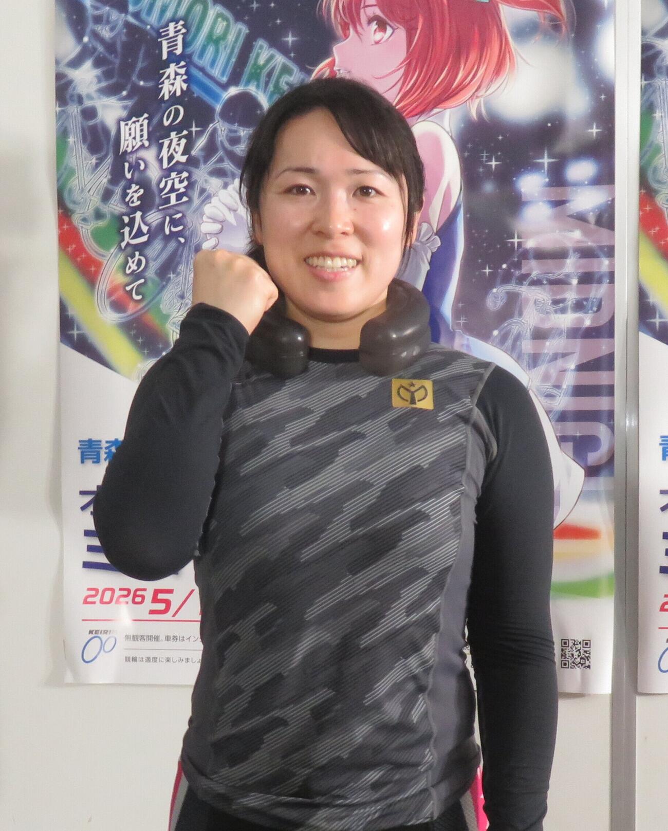 落車の影響を感じさせない村田奈穂（撮影・栗田文人）