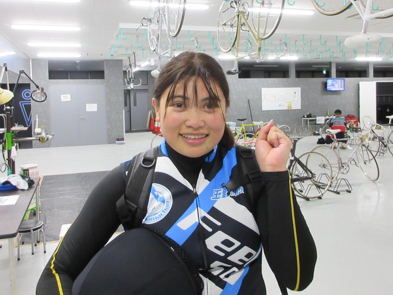 高尾貴美歌が緊張しながら好勝負を演じた