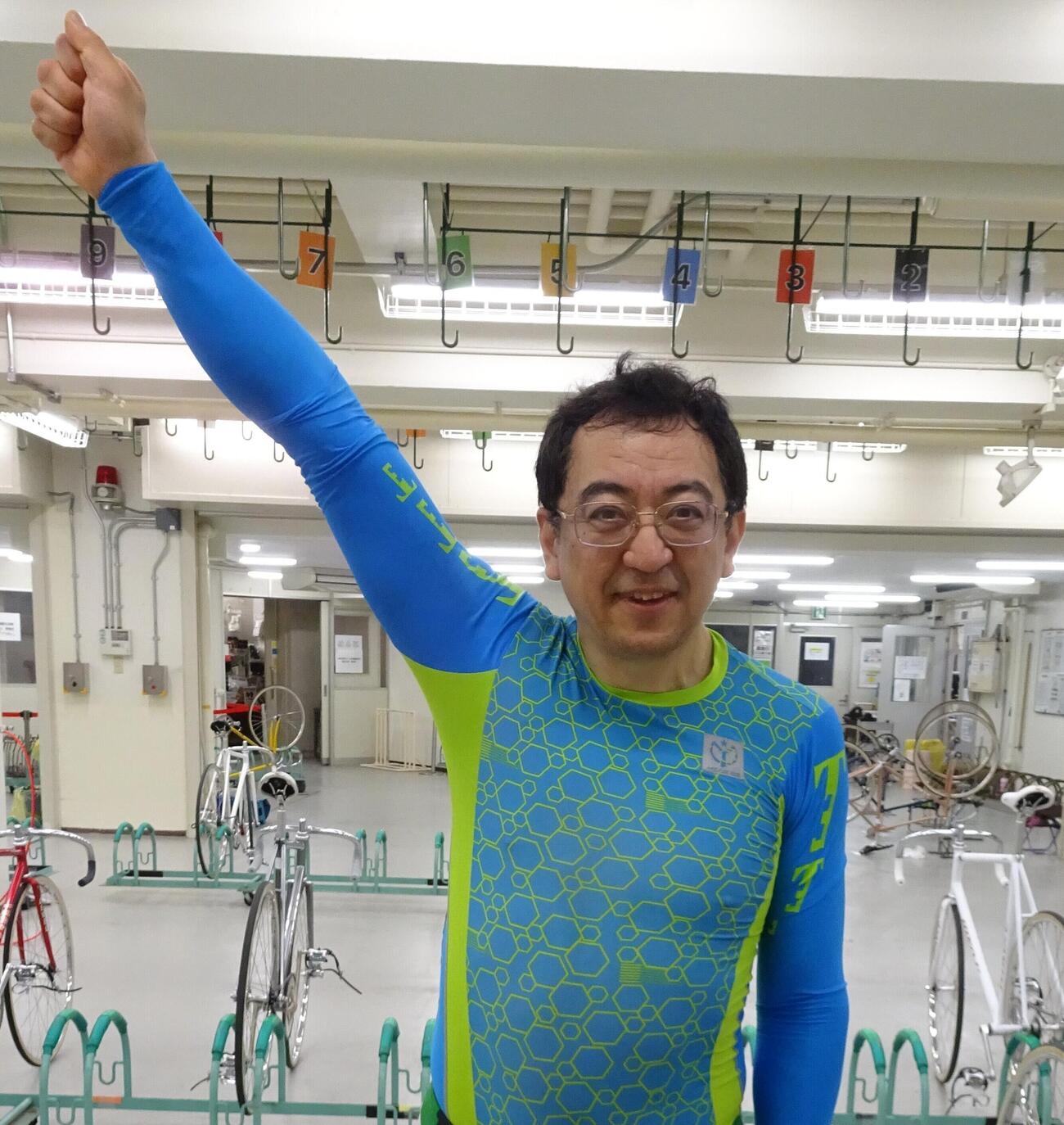 2Rをまくりで制した駒井大輔がガッツポーズを再現