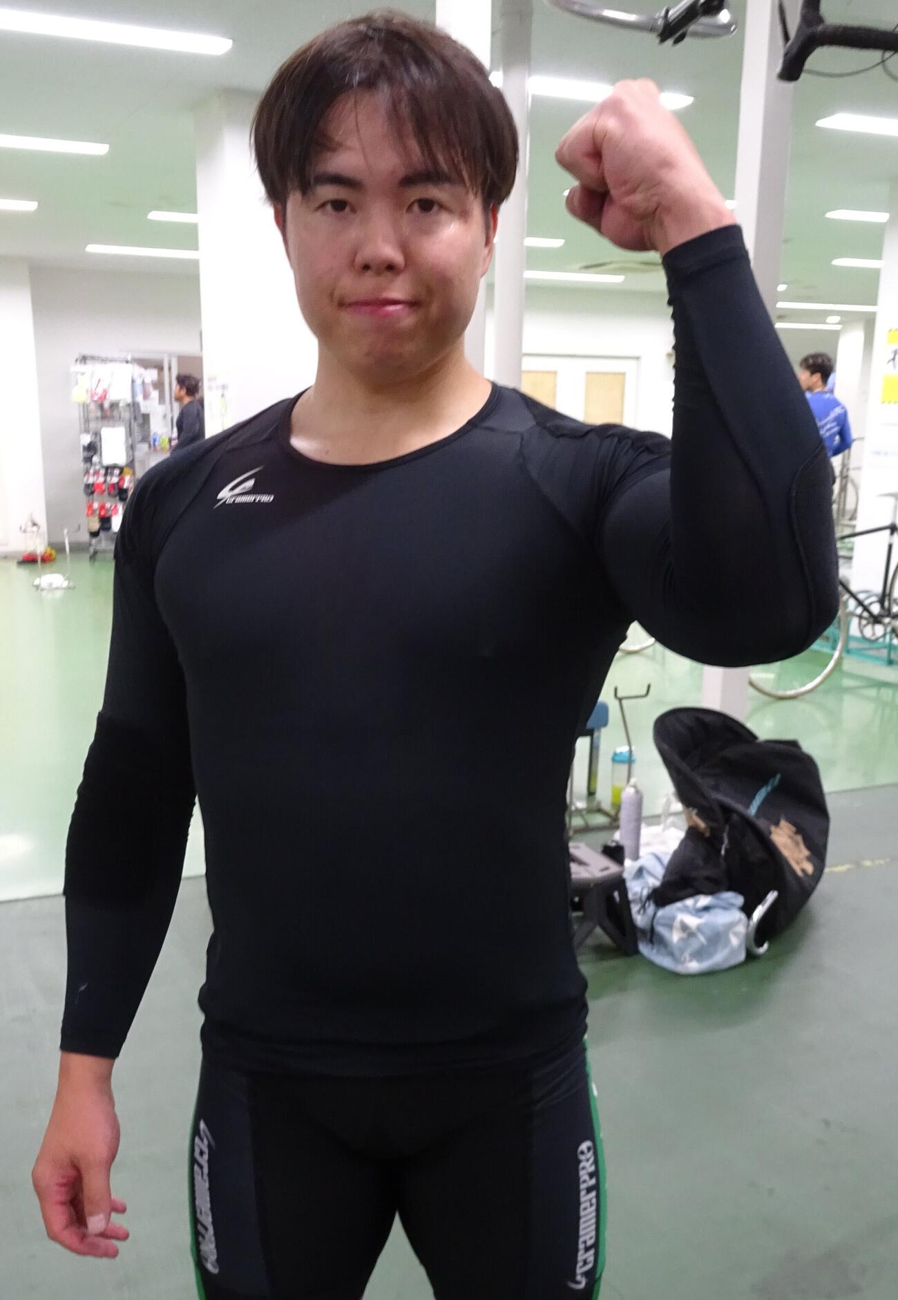 吉竹尚城が開幕レースをまくりで制した