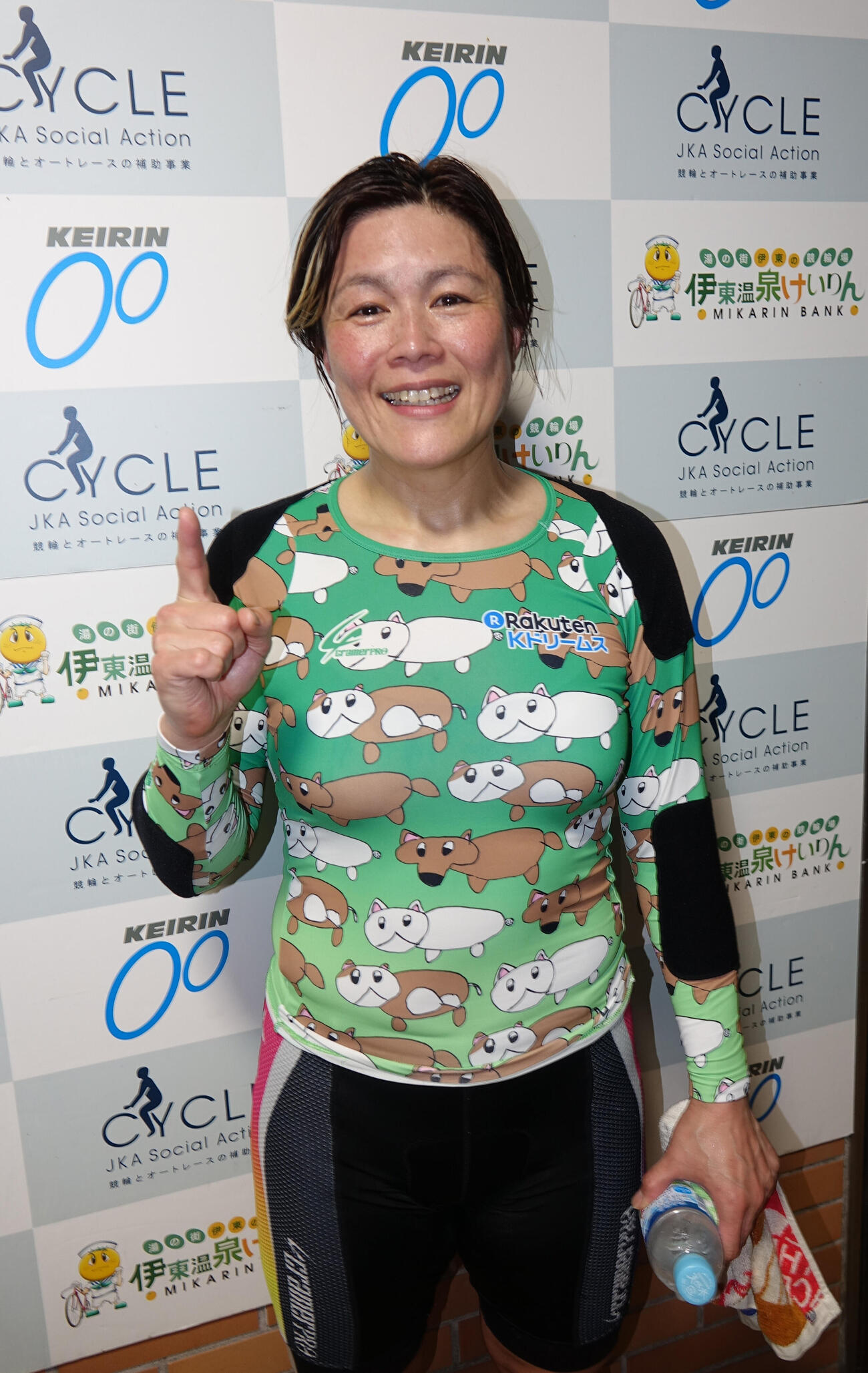 久しぶりの1着に笑顔の奥井迪