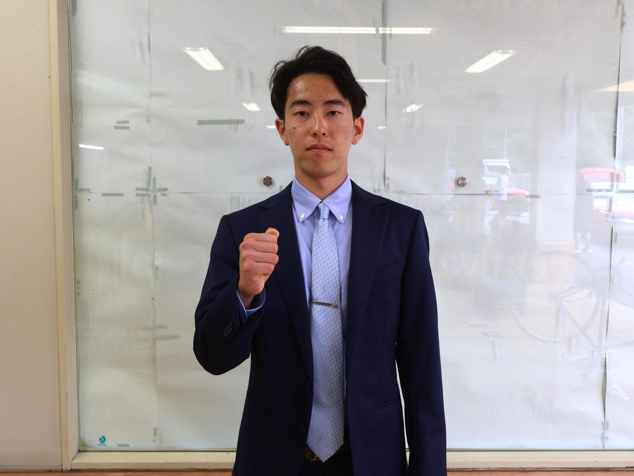 昇班初戦に臨む真木寛斗