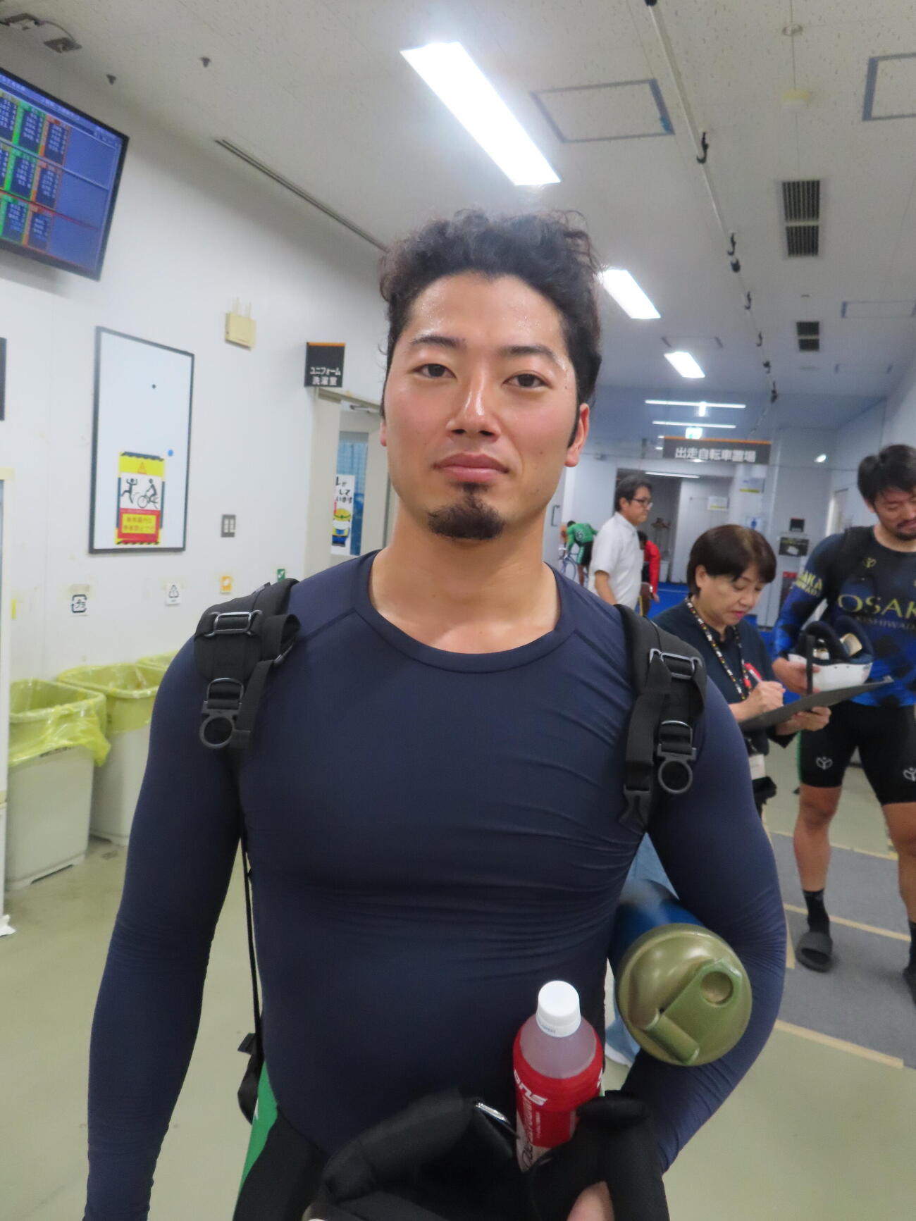 白浜蓮は本格デビュー2戦目で初めて突っ張り先行を決め、初勝利を挙げた