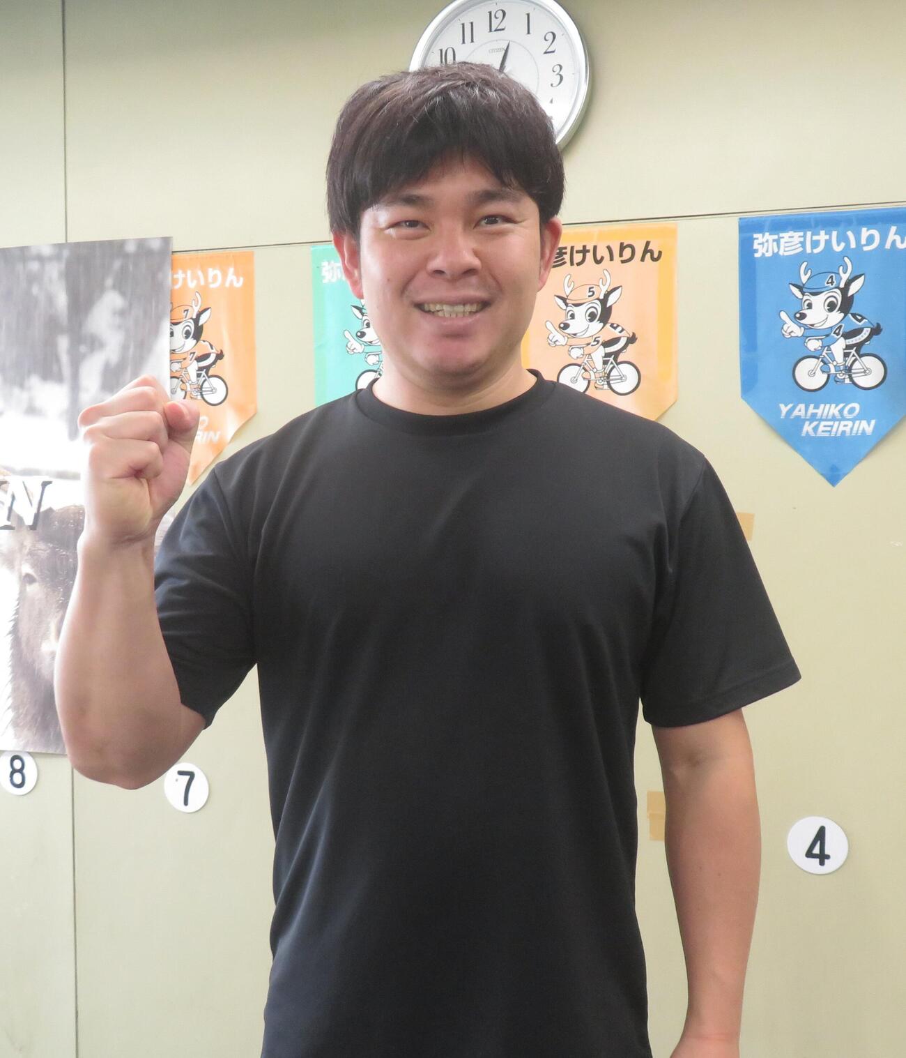 新人相手に経験で勝負する大中拓磨