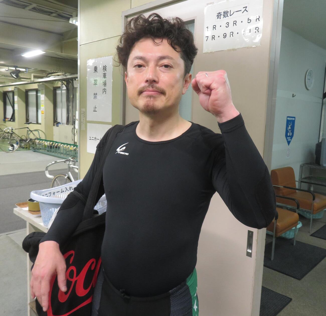 オープニングレースを快勝した高谷敏史