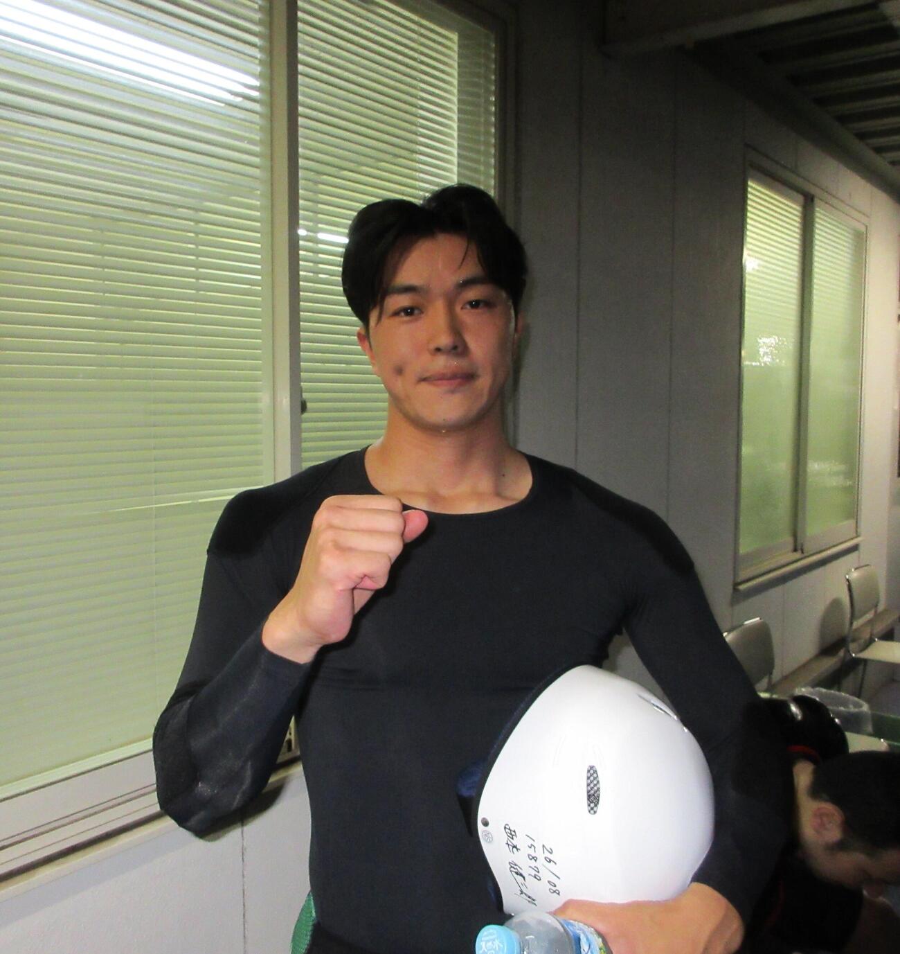 新鋭の西本健三郎が開幕レースを力強く逃げ切った