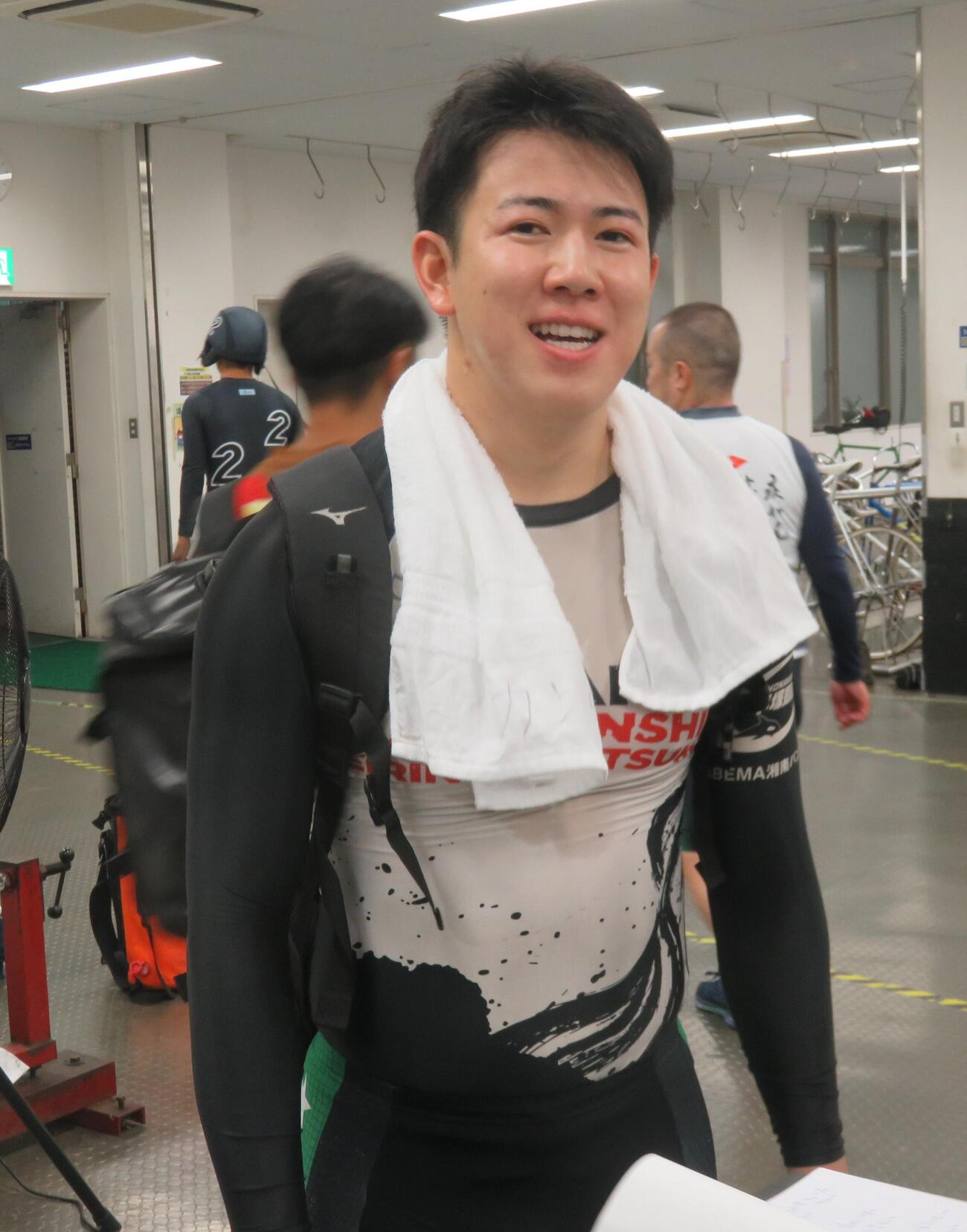 持ち味を生かして逃げ切り勝ちを決めた大本隆也
