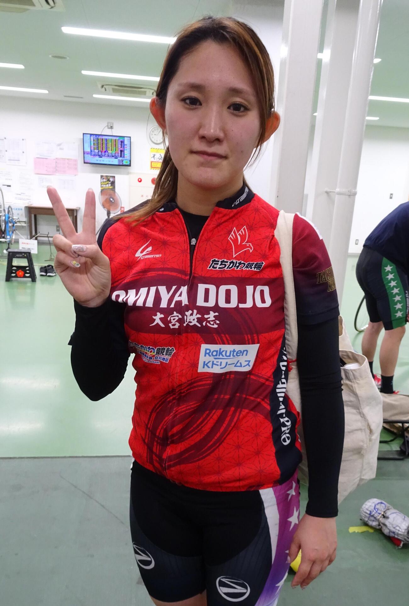 星野しほが半年ぶりに初日の確定板入りを決めた