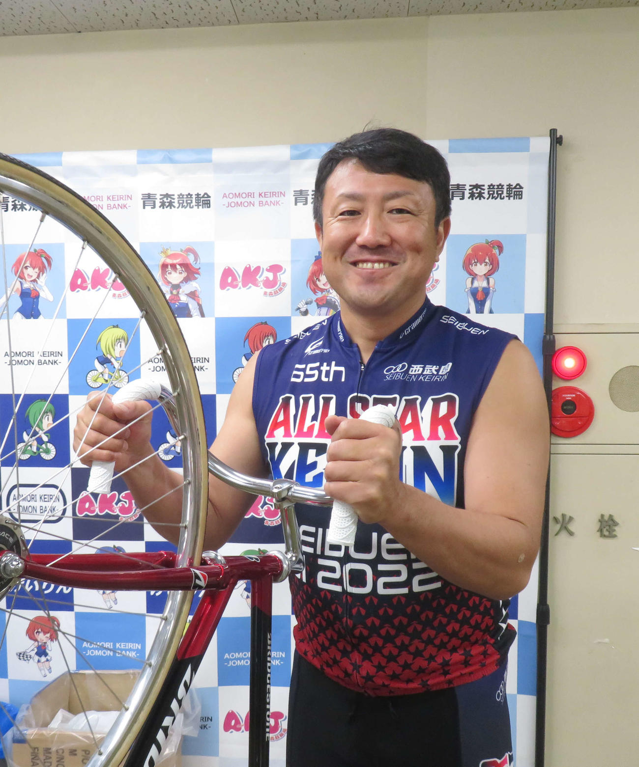 26年ぶりのチャレンジ戦で奮闘する小島雅章（撮影・栗田文人）
