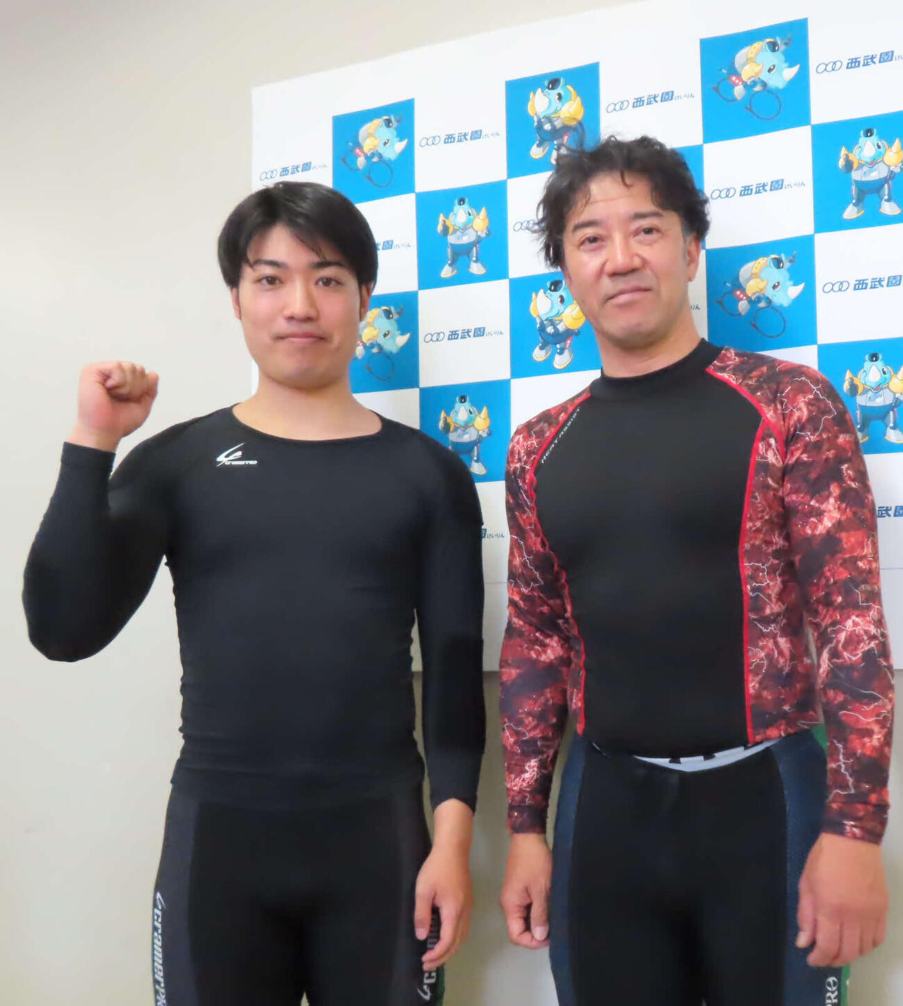 木村優駿（左）がアマ時代からコーチされる飯田威文と初連係を迎える