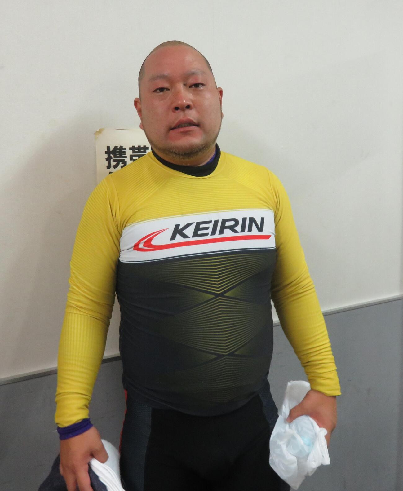 アクシデントを乗り越えて押し切り勝ちした中嶋宣成