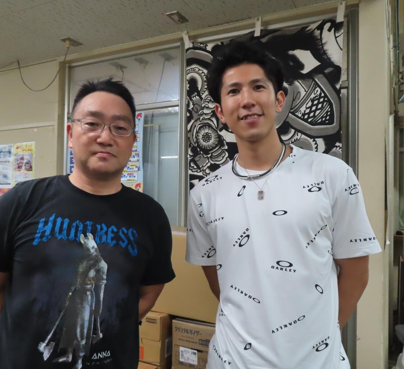 小笠原匠海（右）が山本恵太郎とタッグ初結成する